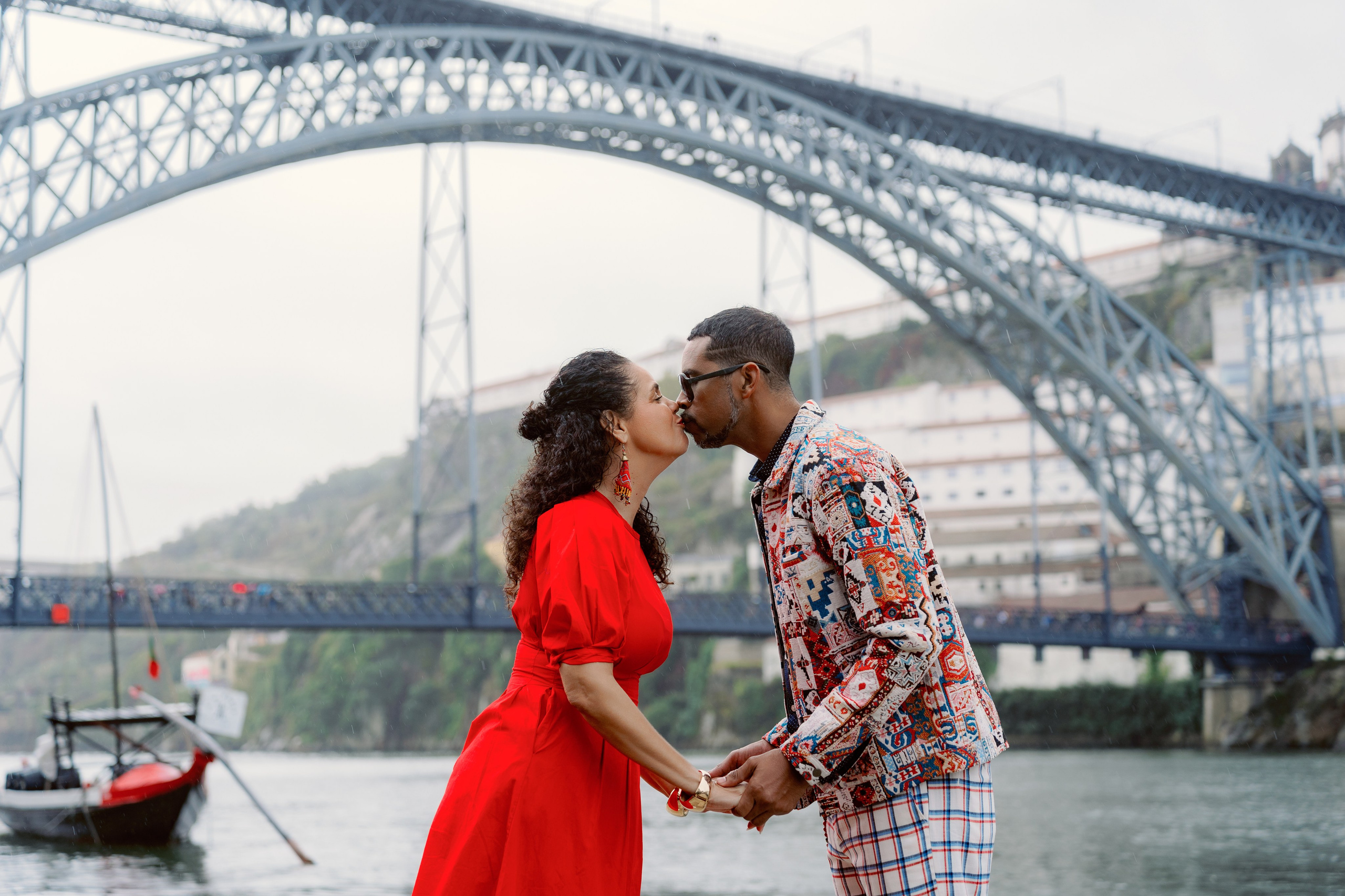 Dom Luís I Bridge Photoshoot Porto | Iconic Porto View. Porto Travel Photographer | Couples & Vacation Photos in Portugal — WePortugal