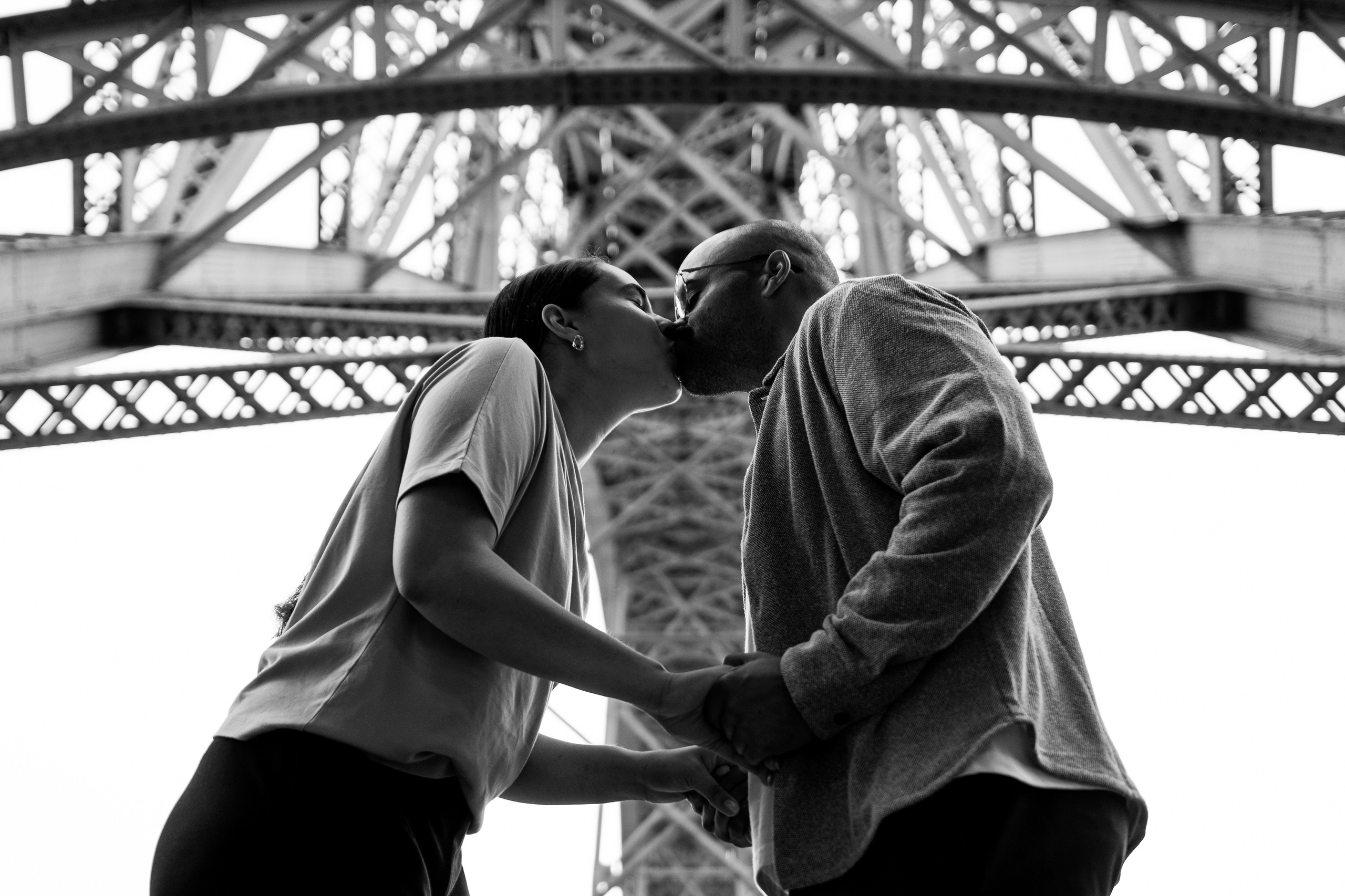 Dom Luís I Bridge Photoshoot Porto | Iconic Porto View. Porto Travel Photographer | Couples & Vacation Photos in Portugal — WePortugal