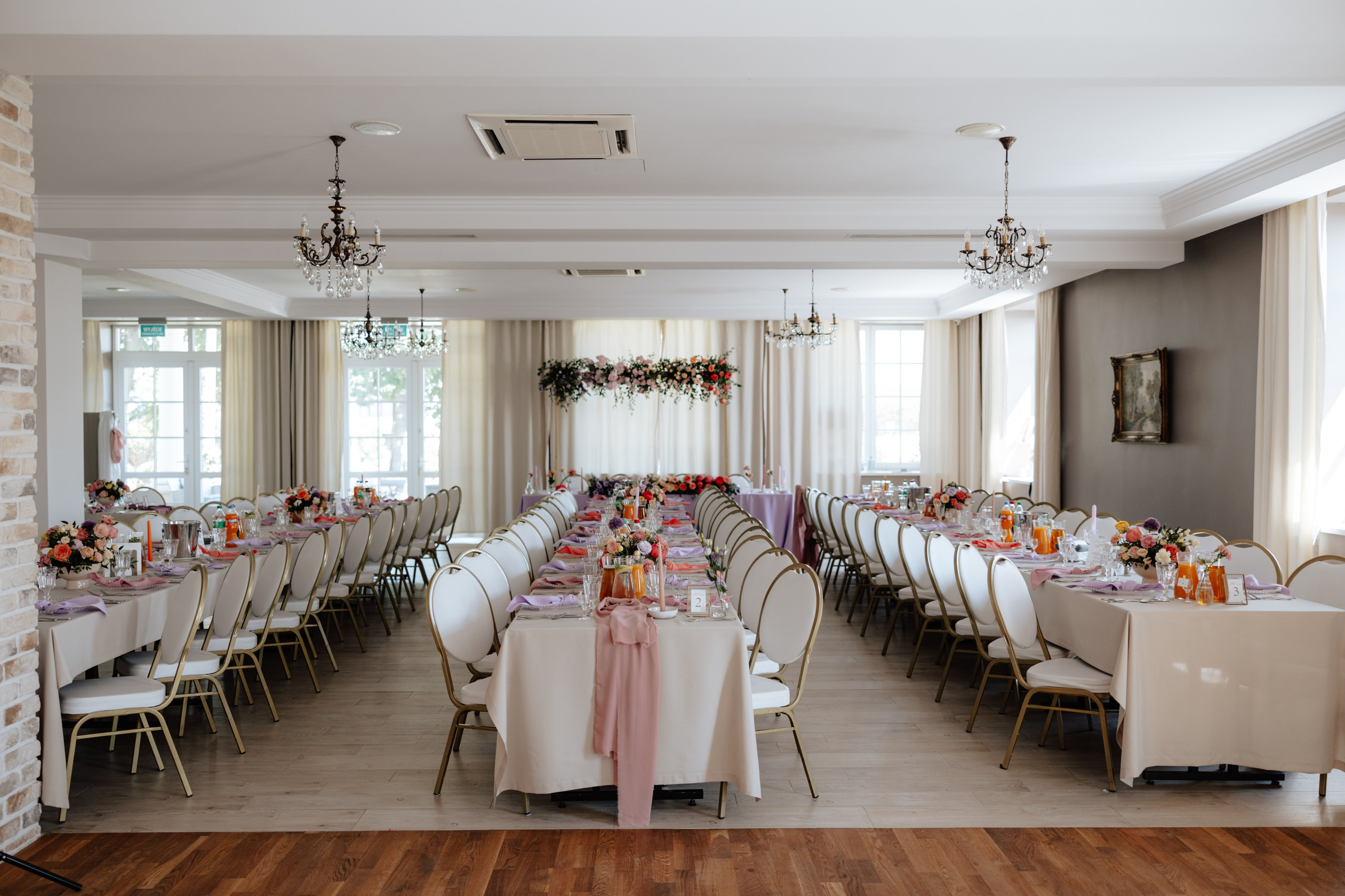 Elegancki ślub Pauliny i Daniela w Miód Lawenda 💜. Fotograf Siedlce