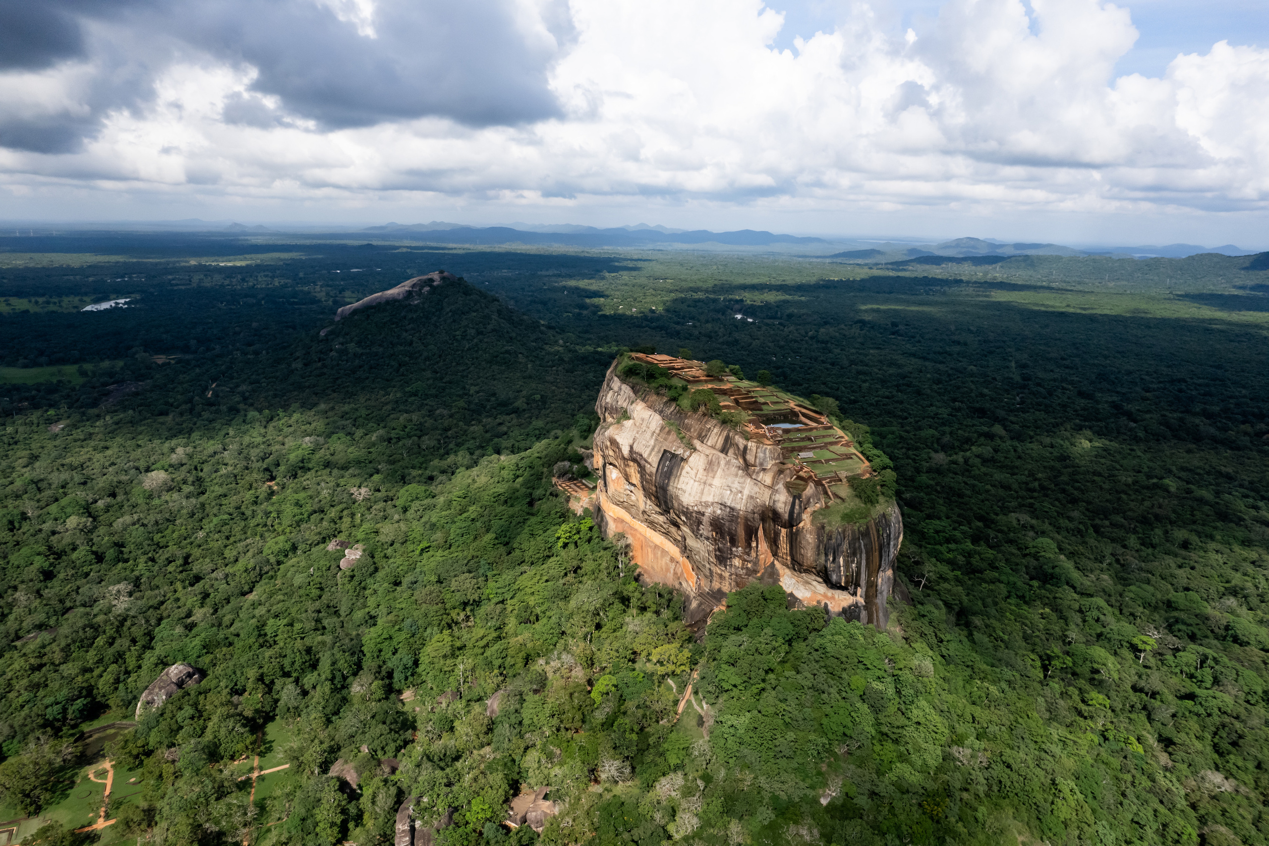 Sri Lanka'ya Seyahat Etmenin Artıları ve Eksileri - Kapsamlı Bir Rehbe