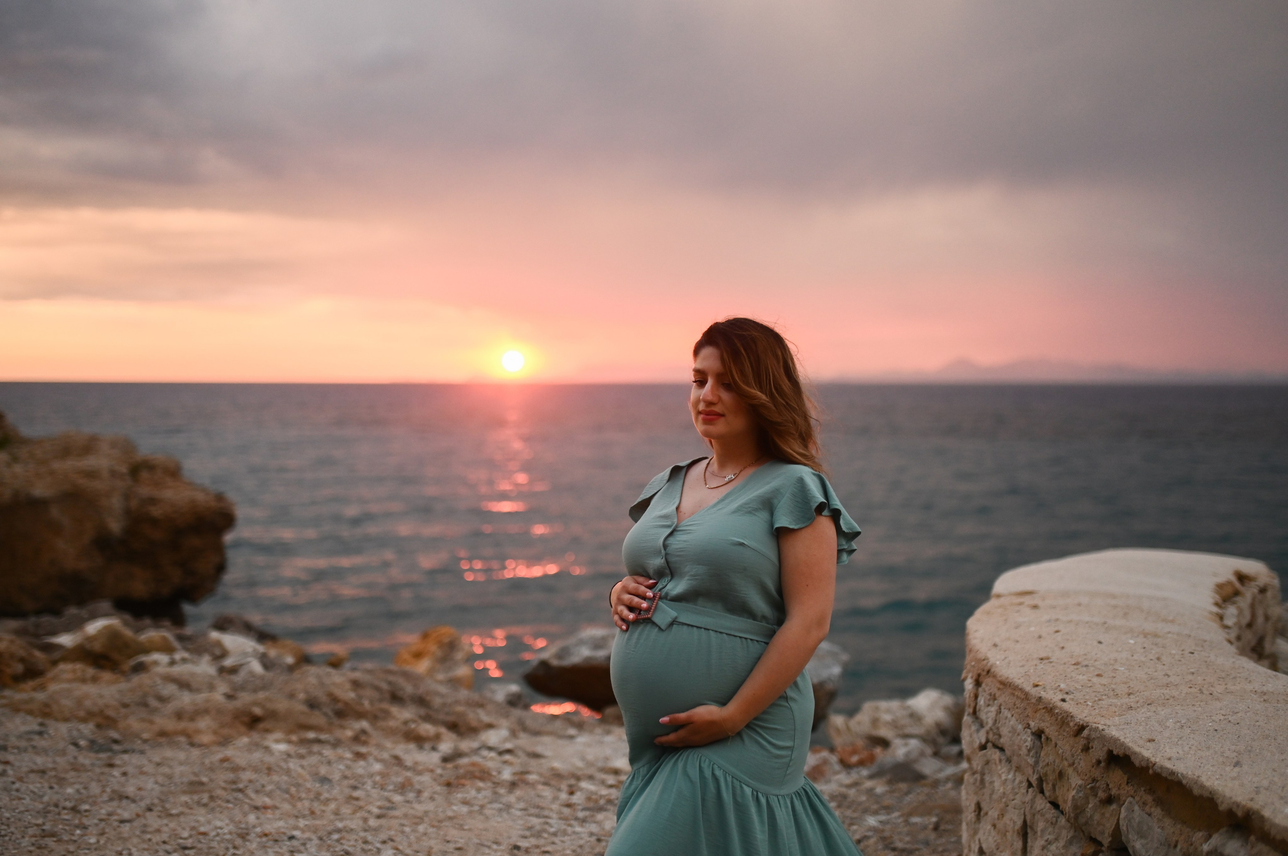 Φωτογράφιση εγκυμοσύνης στη Ρόδο. WELCOME