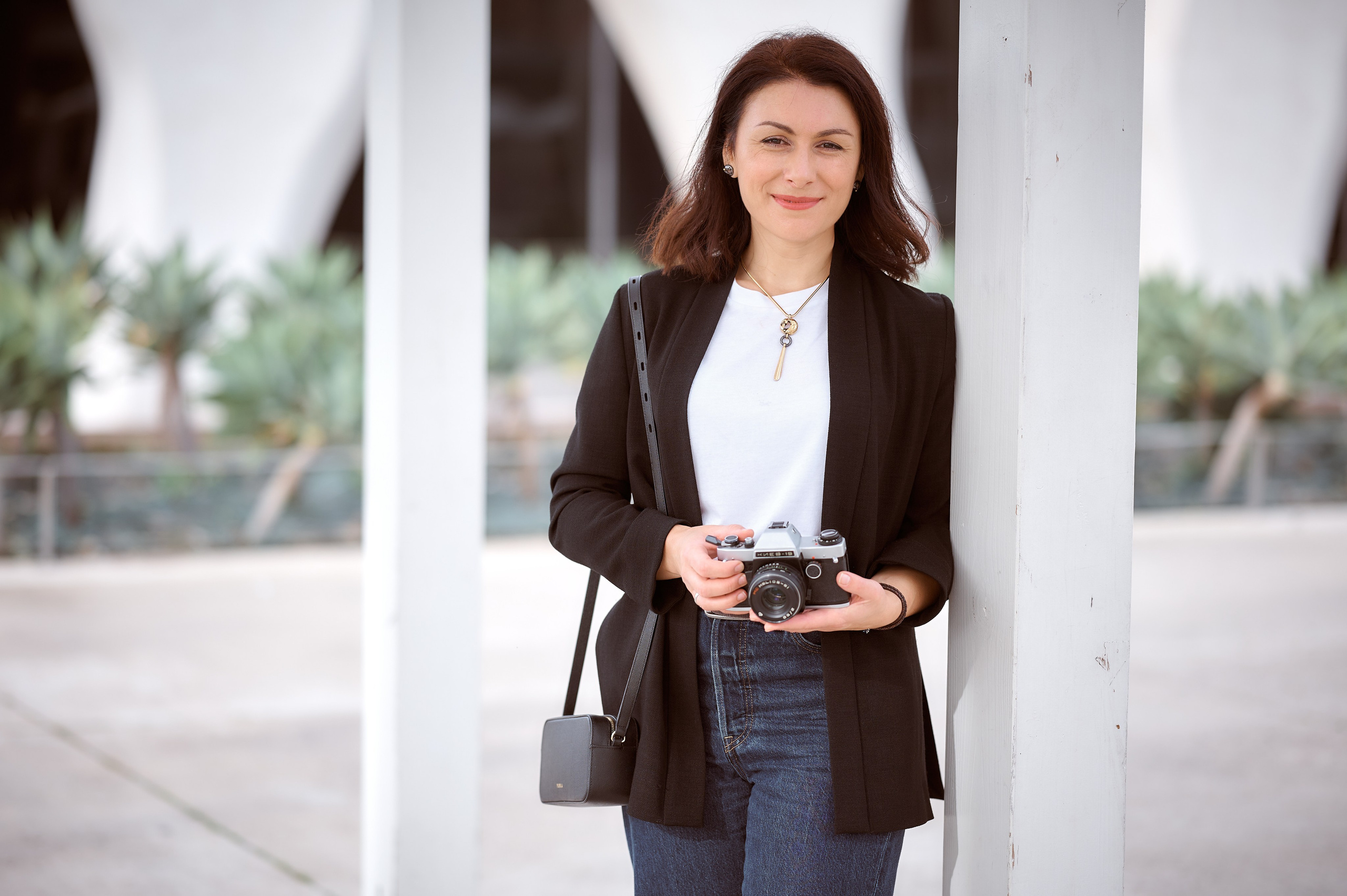Eugenie Smirnova photographer during the personal brand session in Toulouse