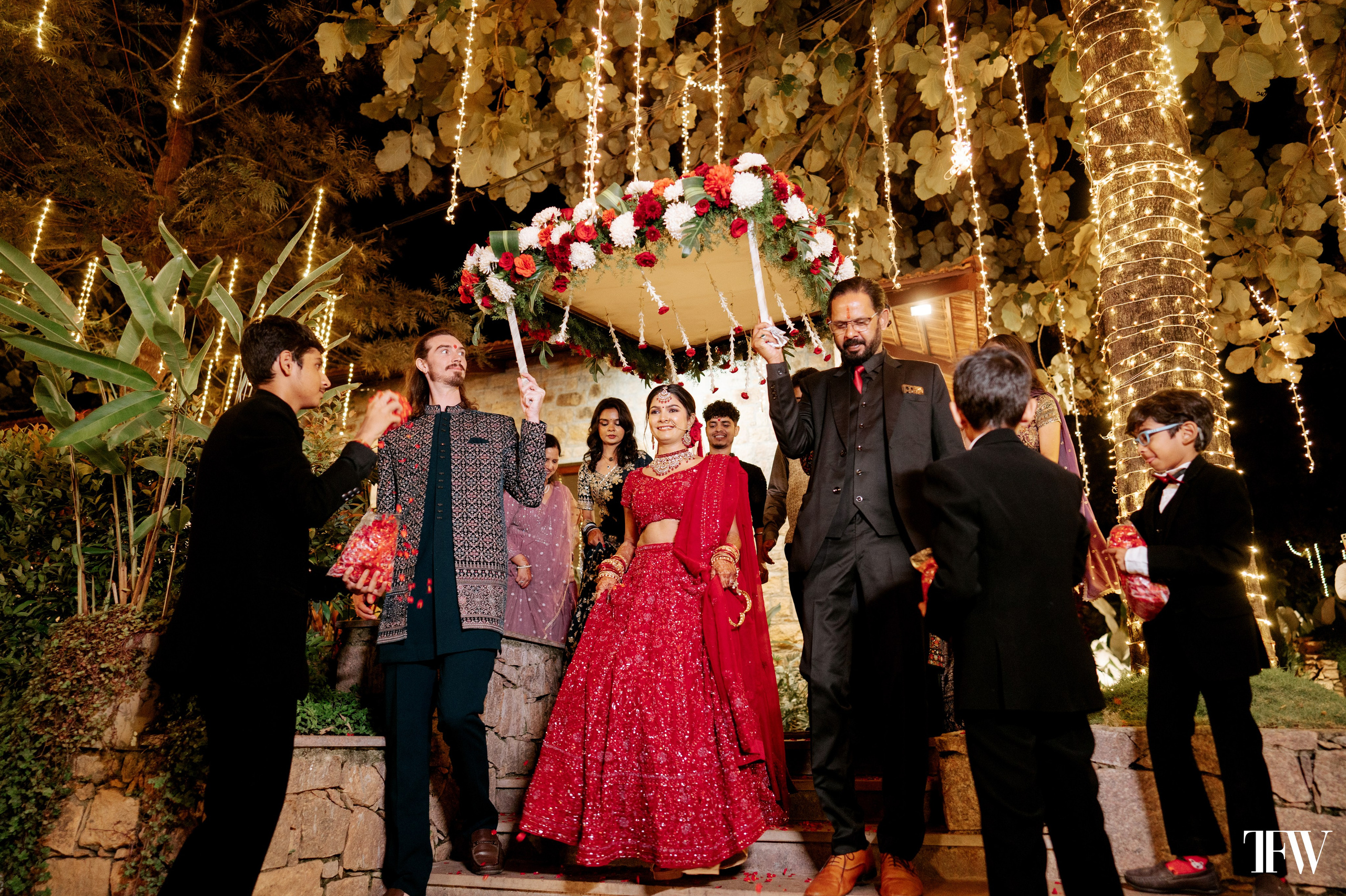 Karunesh & Saumya. Twin Flames Weddings