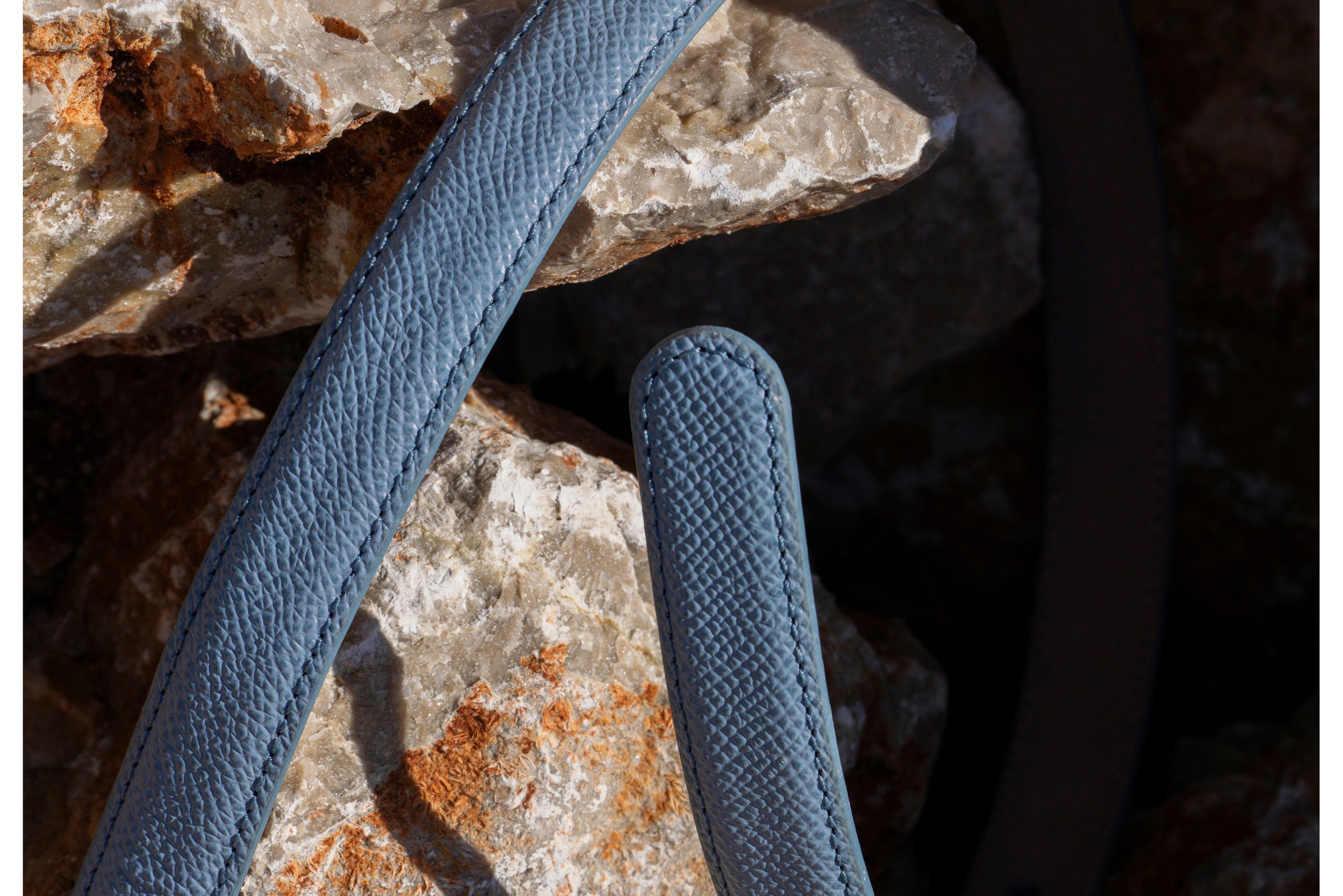 THE THINGS WE CARRY: II. RETURN | Editorial de Moda