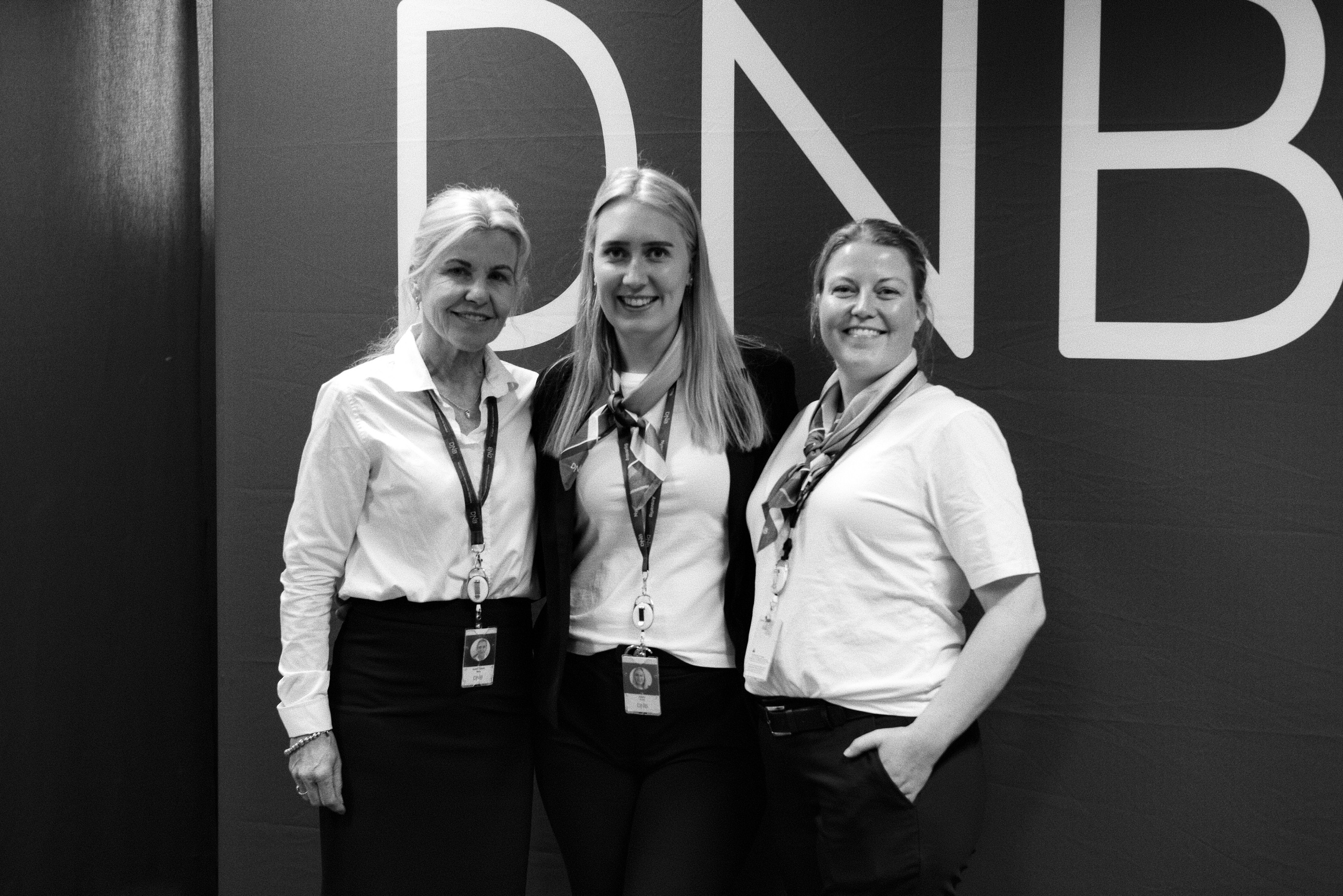 Tjenester og Priser. Foto som Kunst. Anastasia Majestic Kunstkaper, Make-up Artist, Stylist