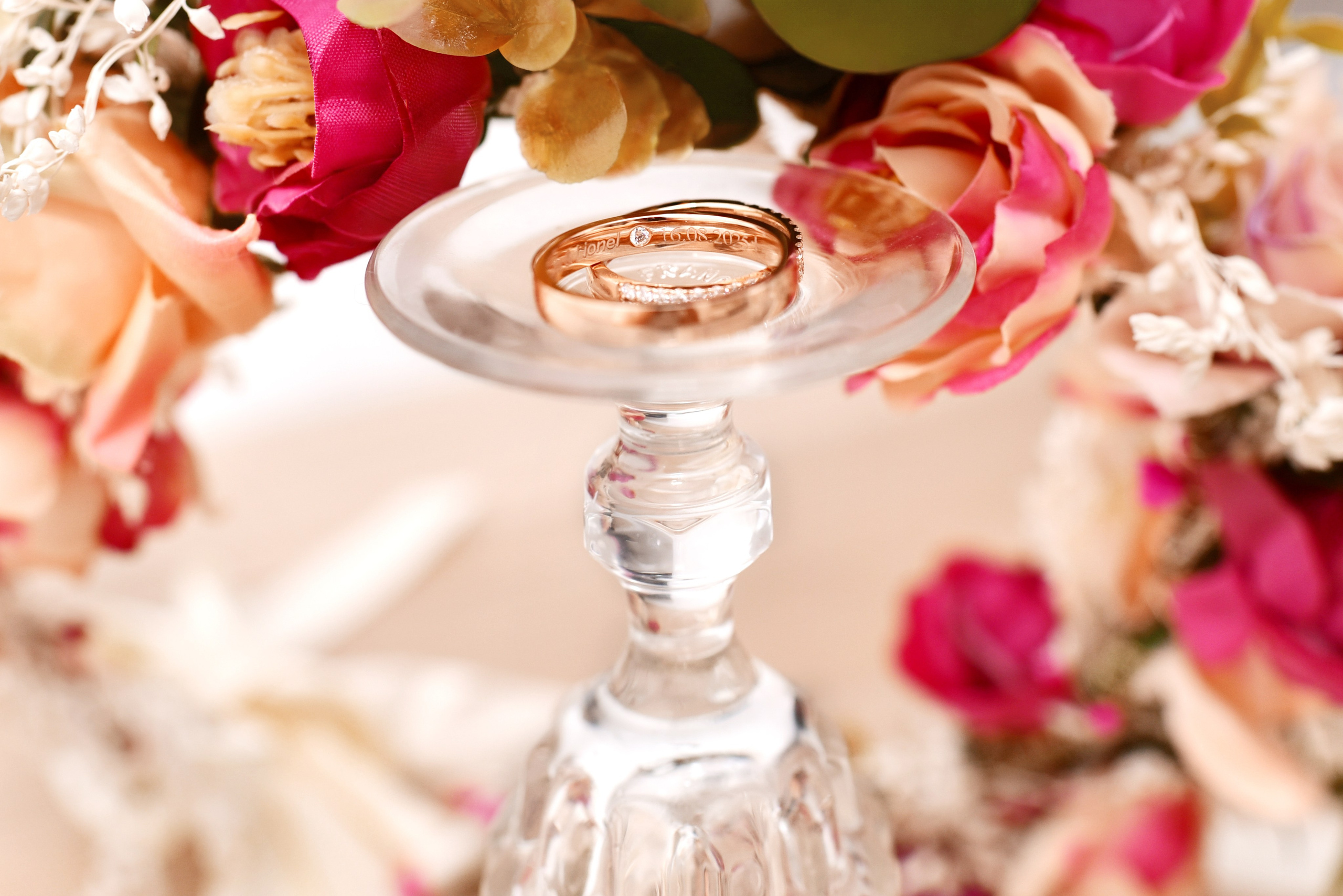 Le plan clair d’une photographe pour des souvenirs inoubliables. Photographe Professionnel à Béziers et Montpellier – Mariages, Portraits et Vidéos Aériennes