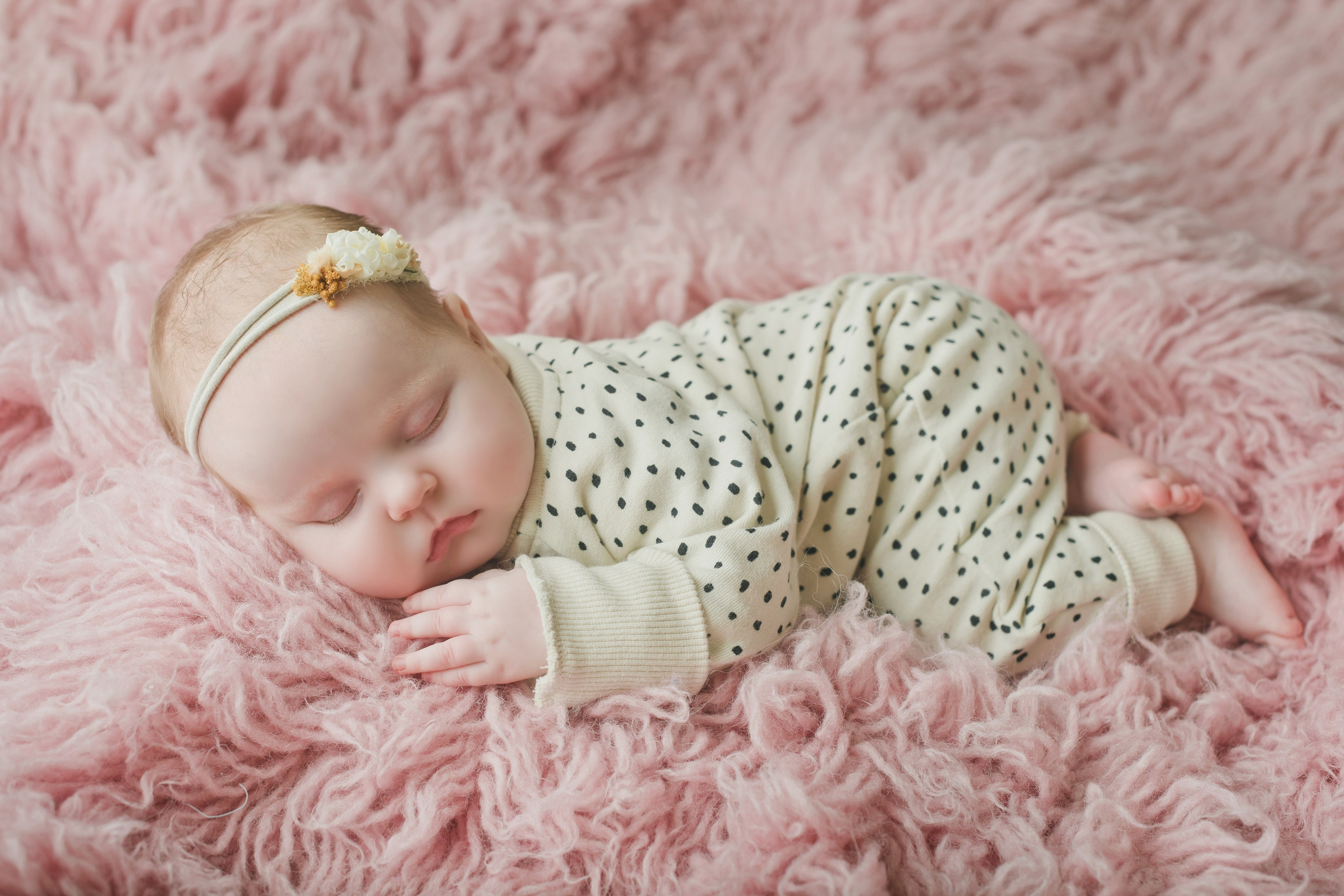 Smash cake. Https://newbornphoto.wfolio.pro/me