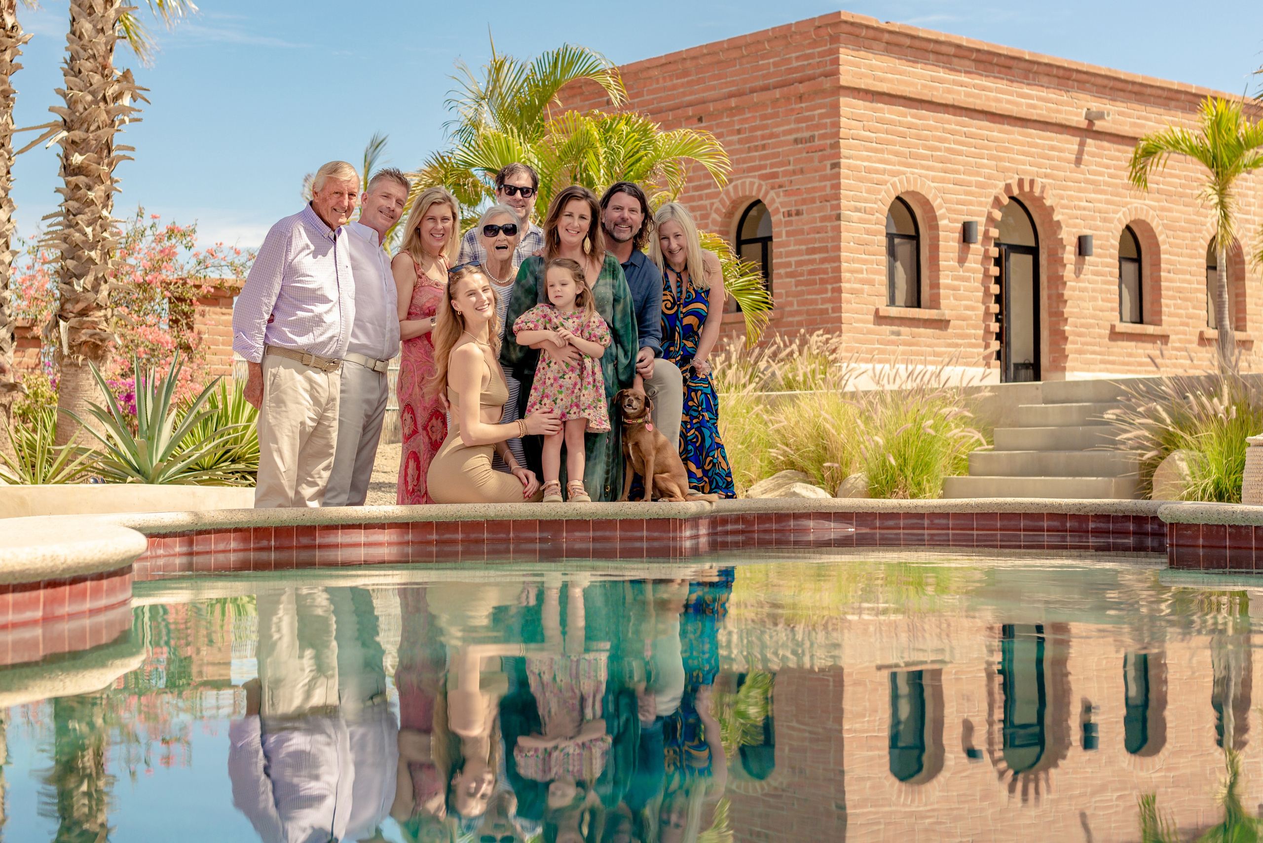 Family photography session at luxury villa in San José del Cabo Los Cabos – Izrael Reyna
