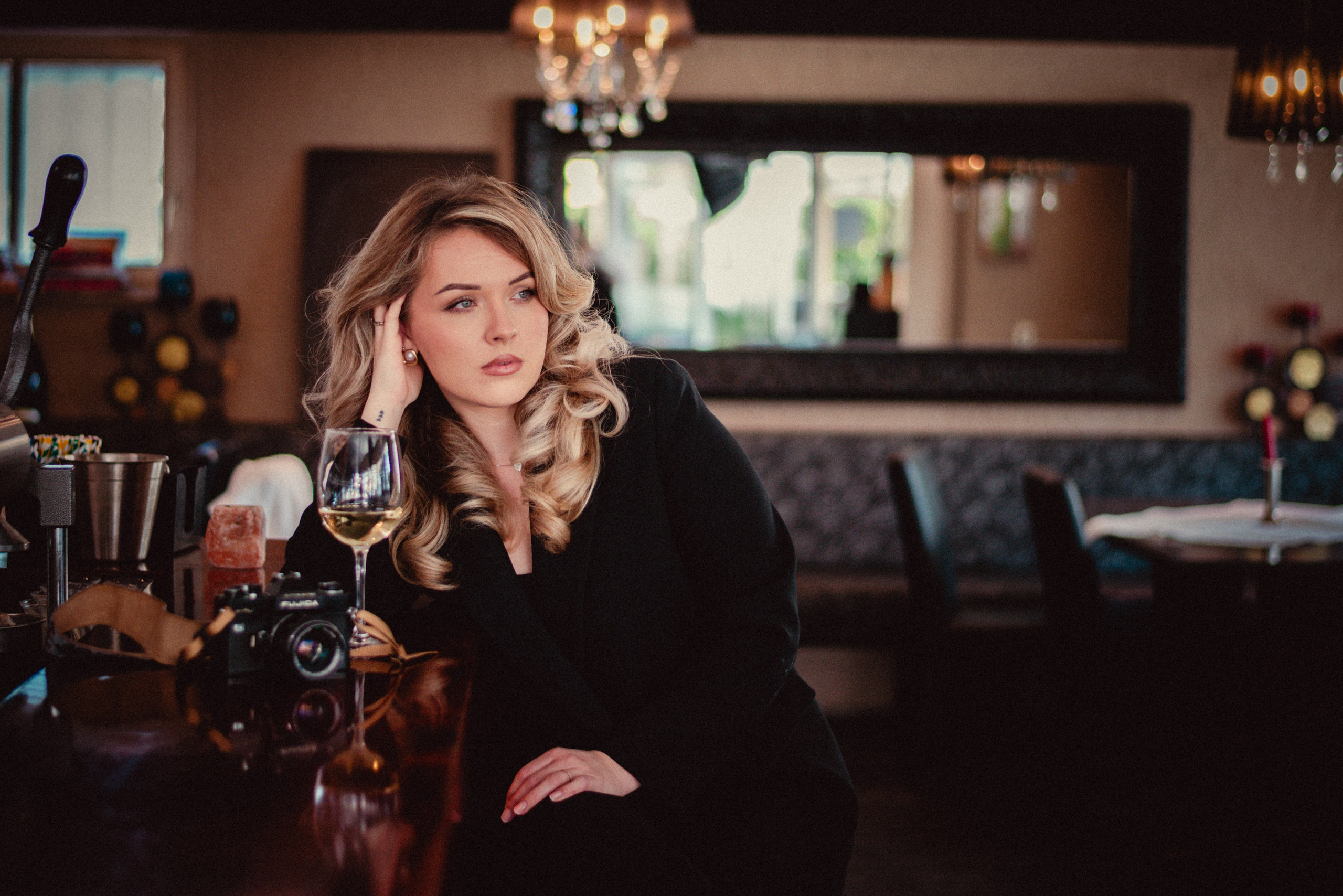 Într-o lume care fuge, fotografia rămâne. Fotograf de nuntă în Germania