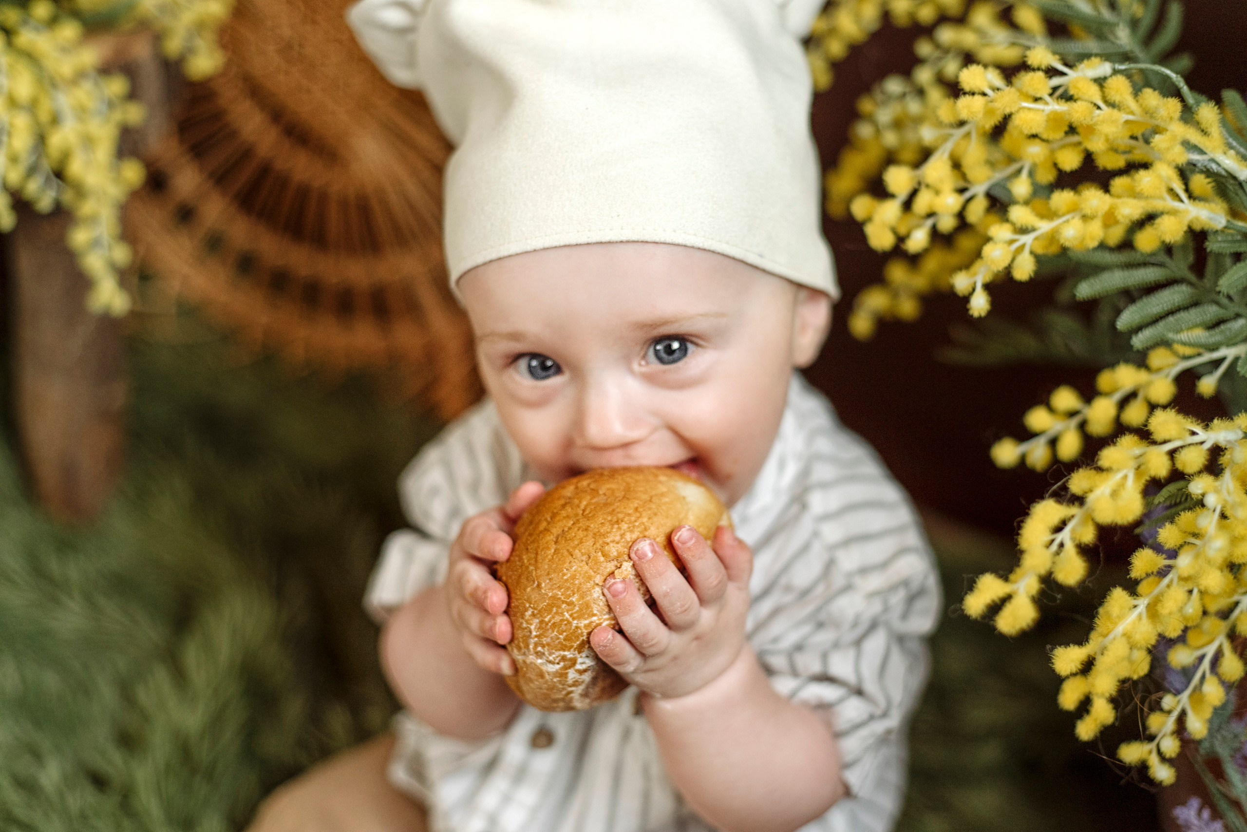 ДІТИ ВІД 2 ДО 12 МІСЯЦІВ (2023). Фотограф новонароджених (newborn) та дитинства у Житомирі Анна Якимчук