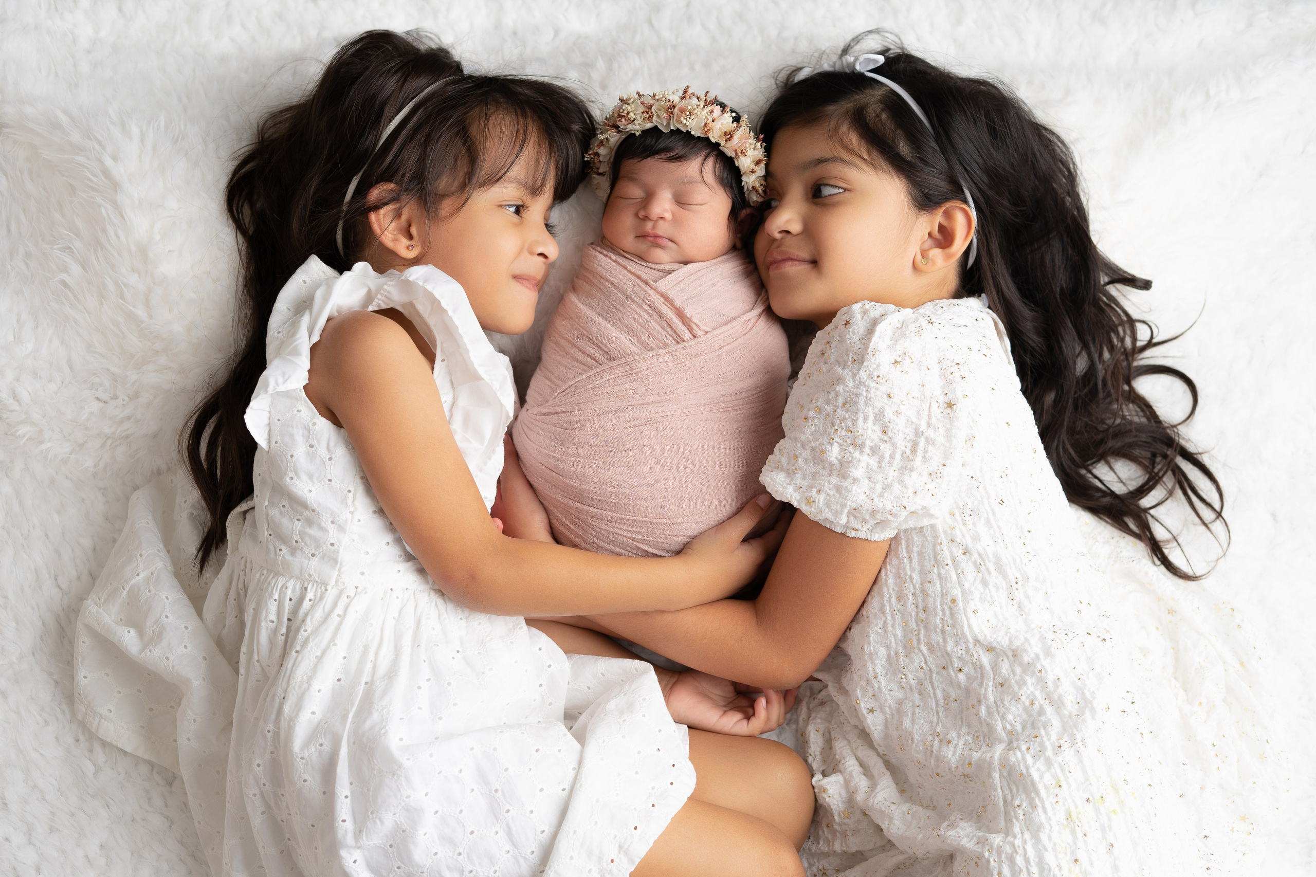 Olive’s Newborn session. Newborn Photographer and life casting in Dubai Dariya Saeed