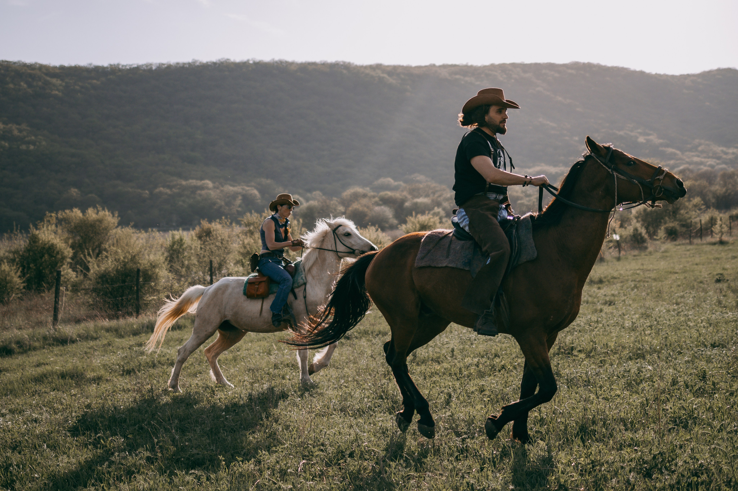 Free Guide on What to Expect on Your Equestrian Photoshoot. Lidia Golovina, Photographer in Tbilisi