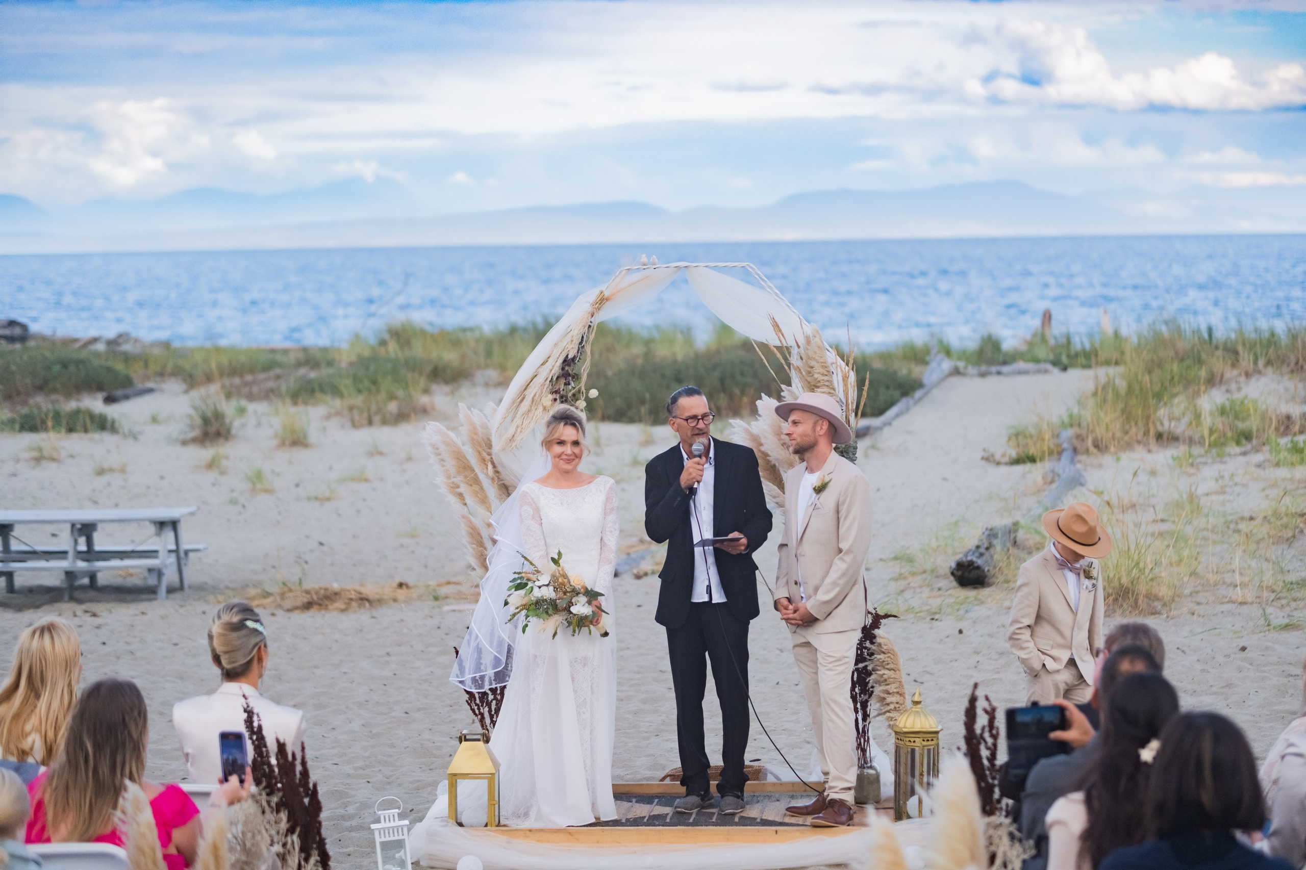 Photography Packages | Artparadox Photography. Photographer in Comox Valley | Artparadox Photography