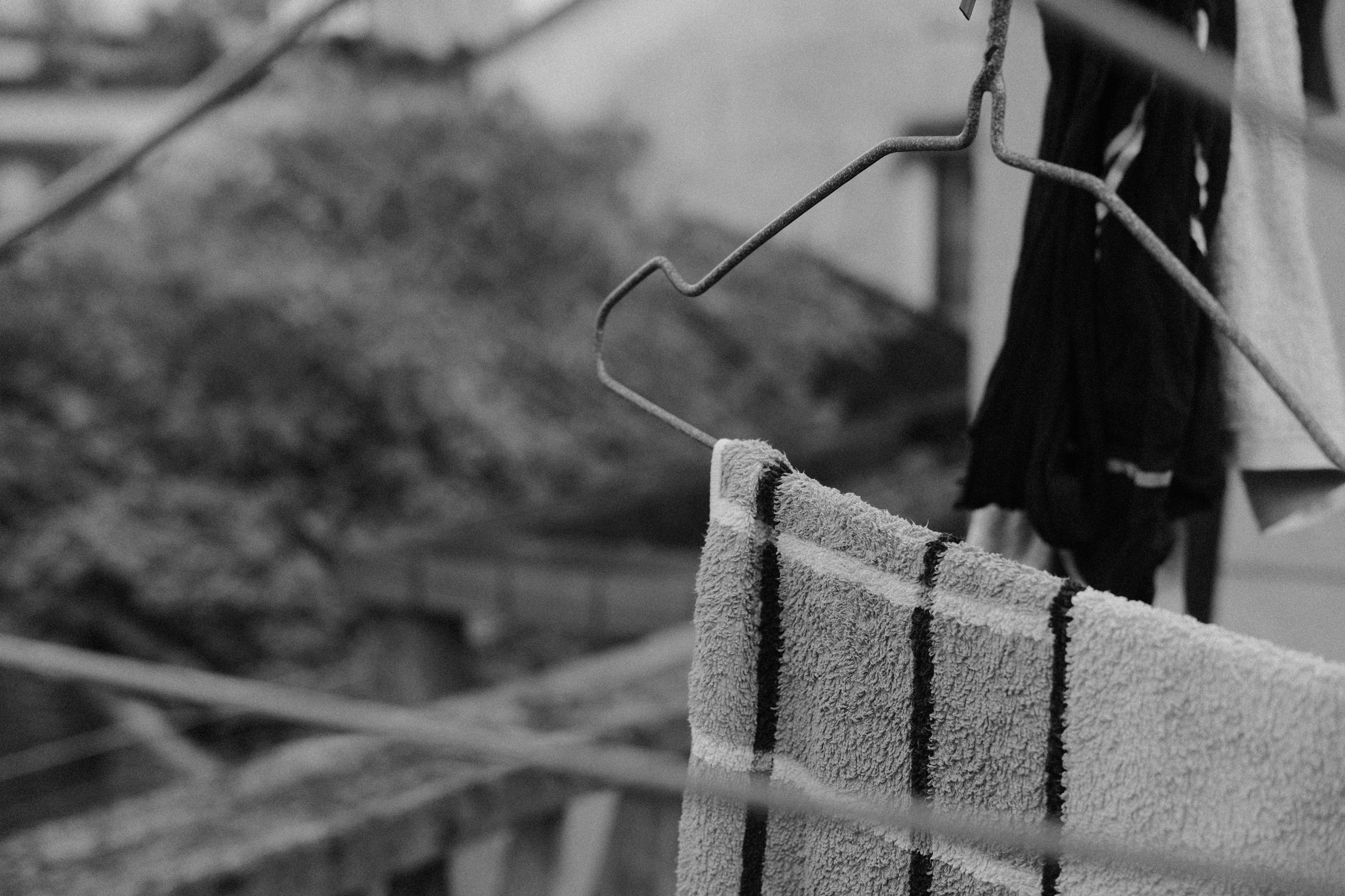 Monochrome Magic: Jiangmen Street Photography. 中国街头摄影 | The Streets of China Through My Eyes | 深圳