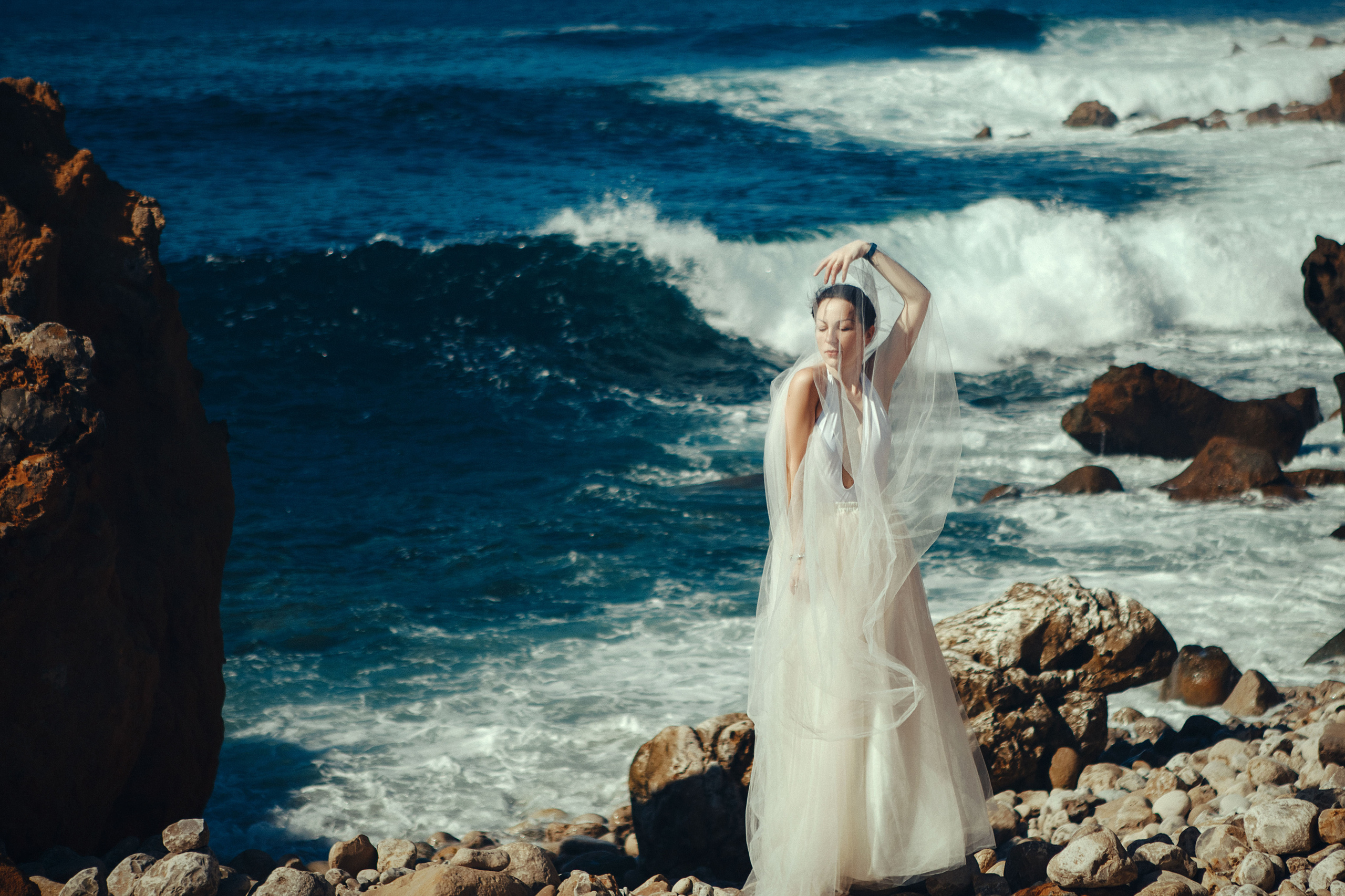 Waves. Fotograf Warszawa | Sesje artystyczne i kobiece – Katerina Klio