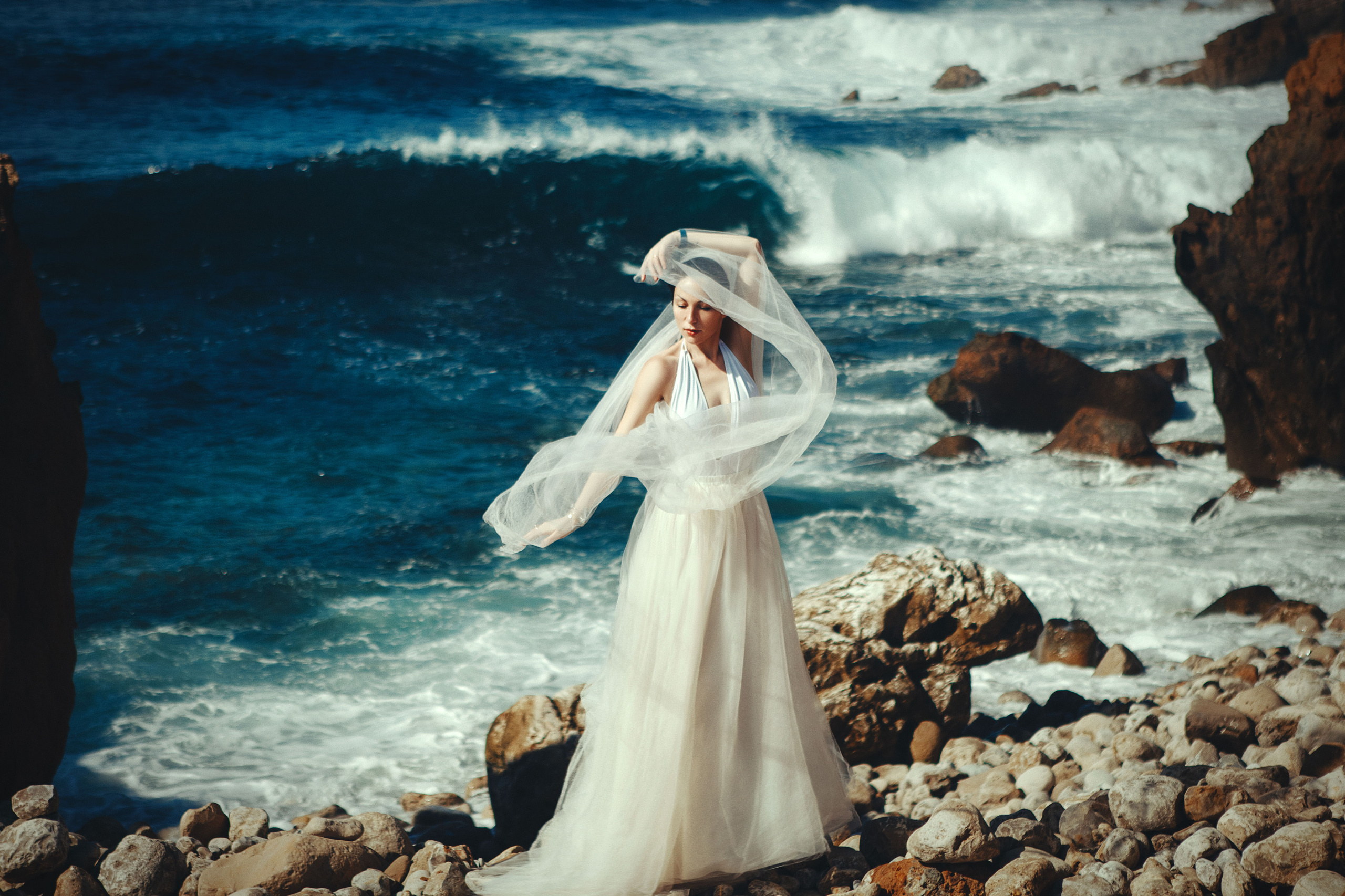 Waves. Fotograf Warszawa | Sesje artystyczne i kobiece – Katerina Klio