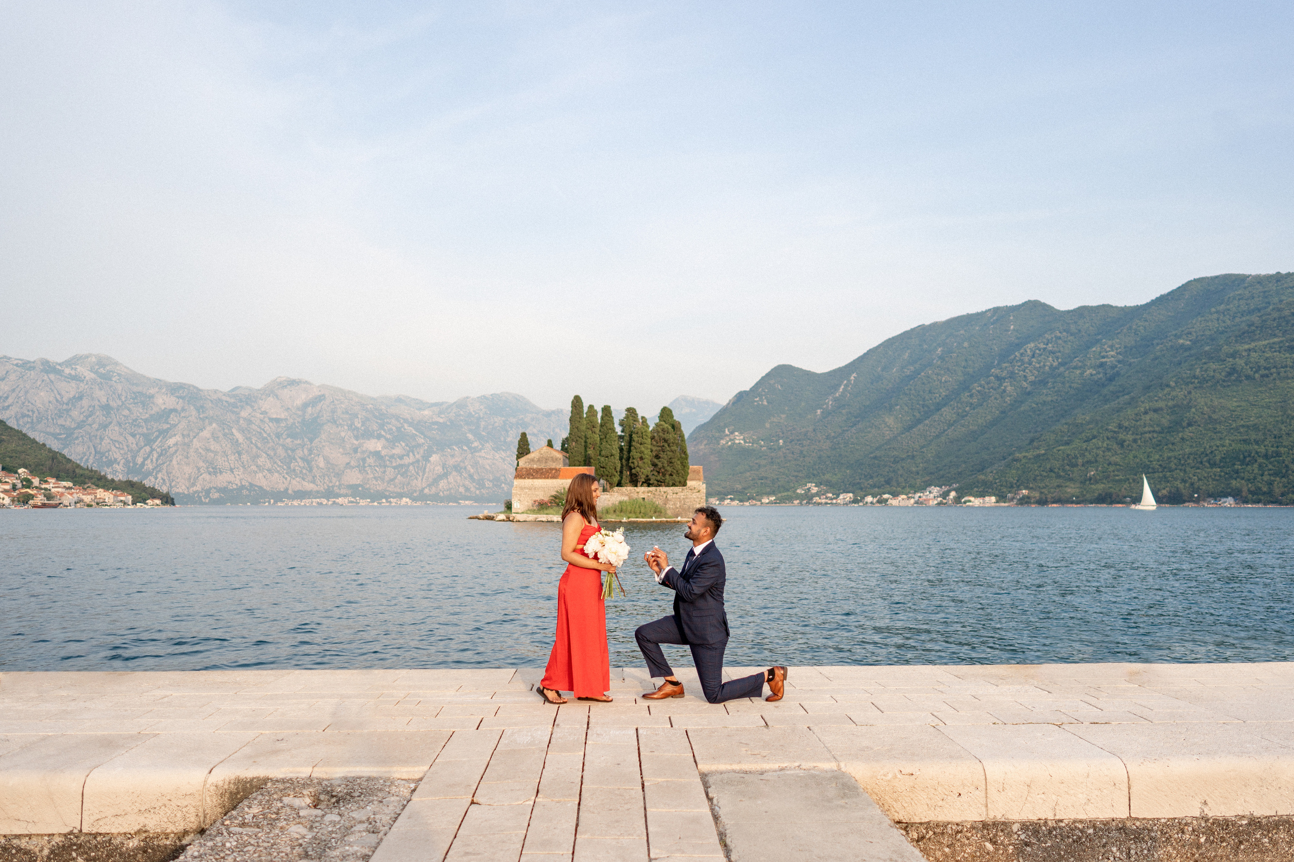 Предложение в Которском заливе в Порасте - свадебная фотография