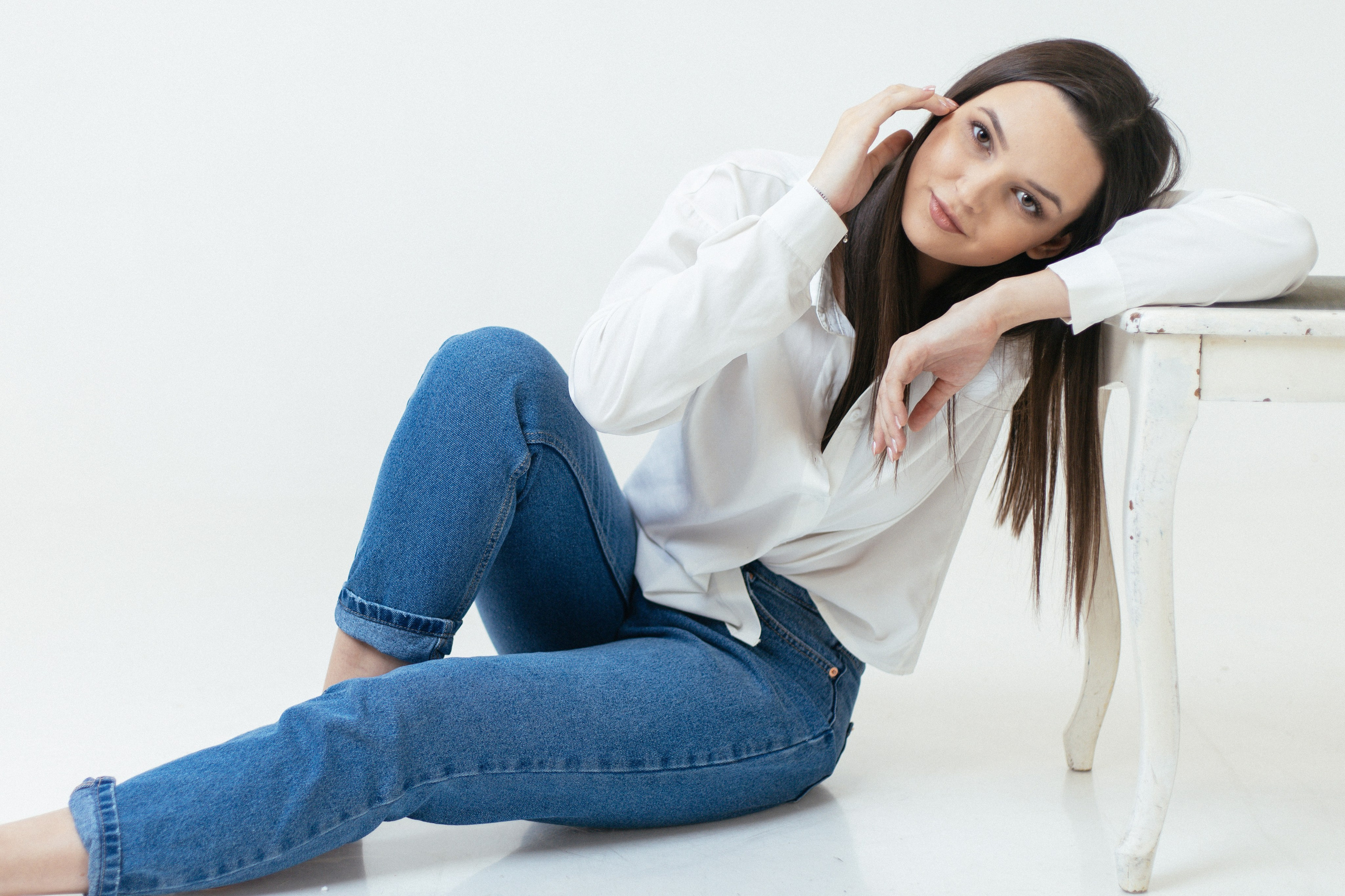 PAKALPOJUMI. GALVENĀ