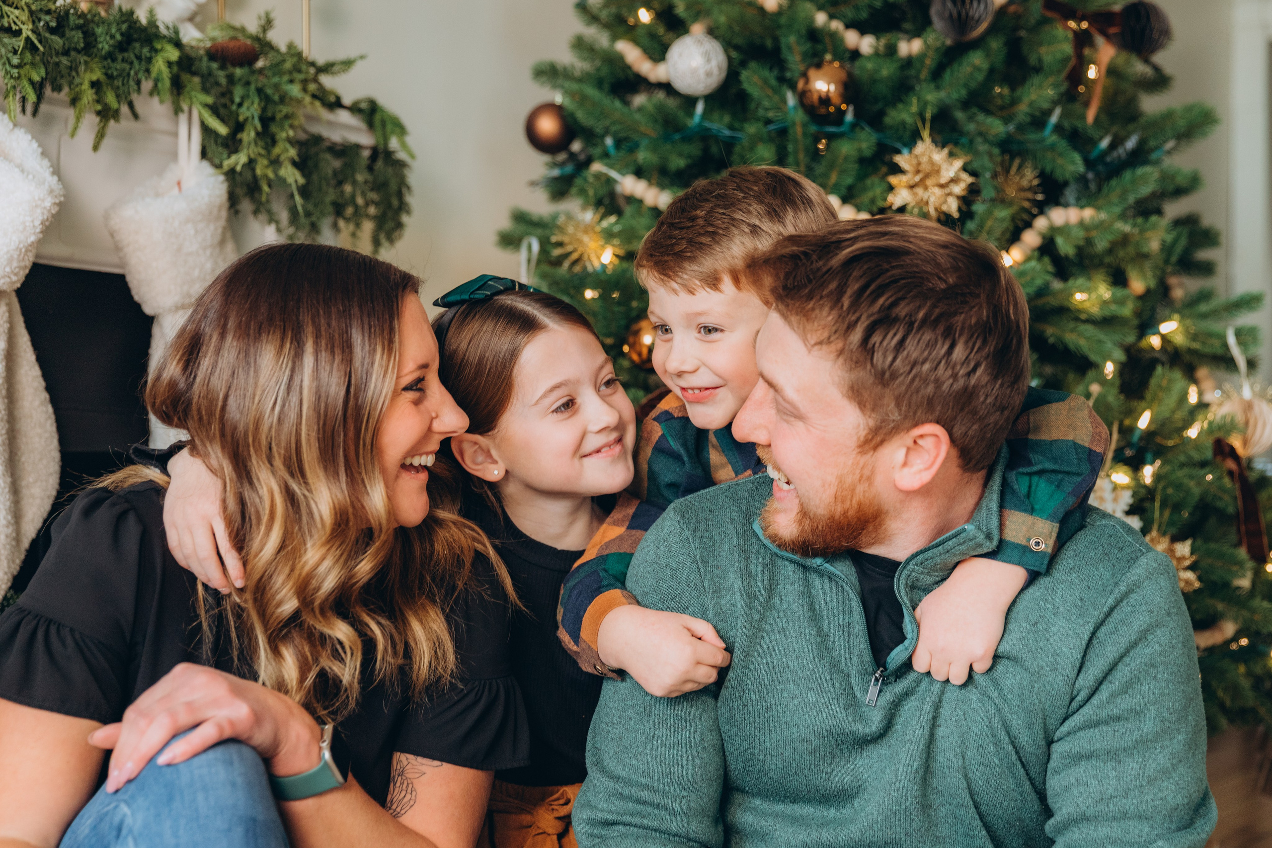 Home/on-location/outdoor. Kitchener Waterloo Cambridge Photographer — Olga Ro