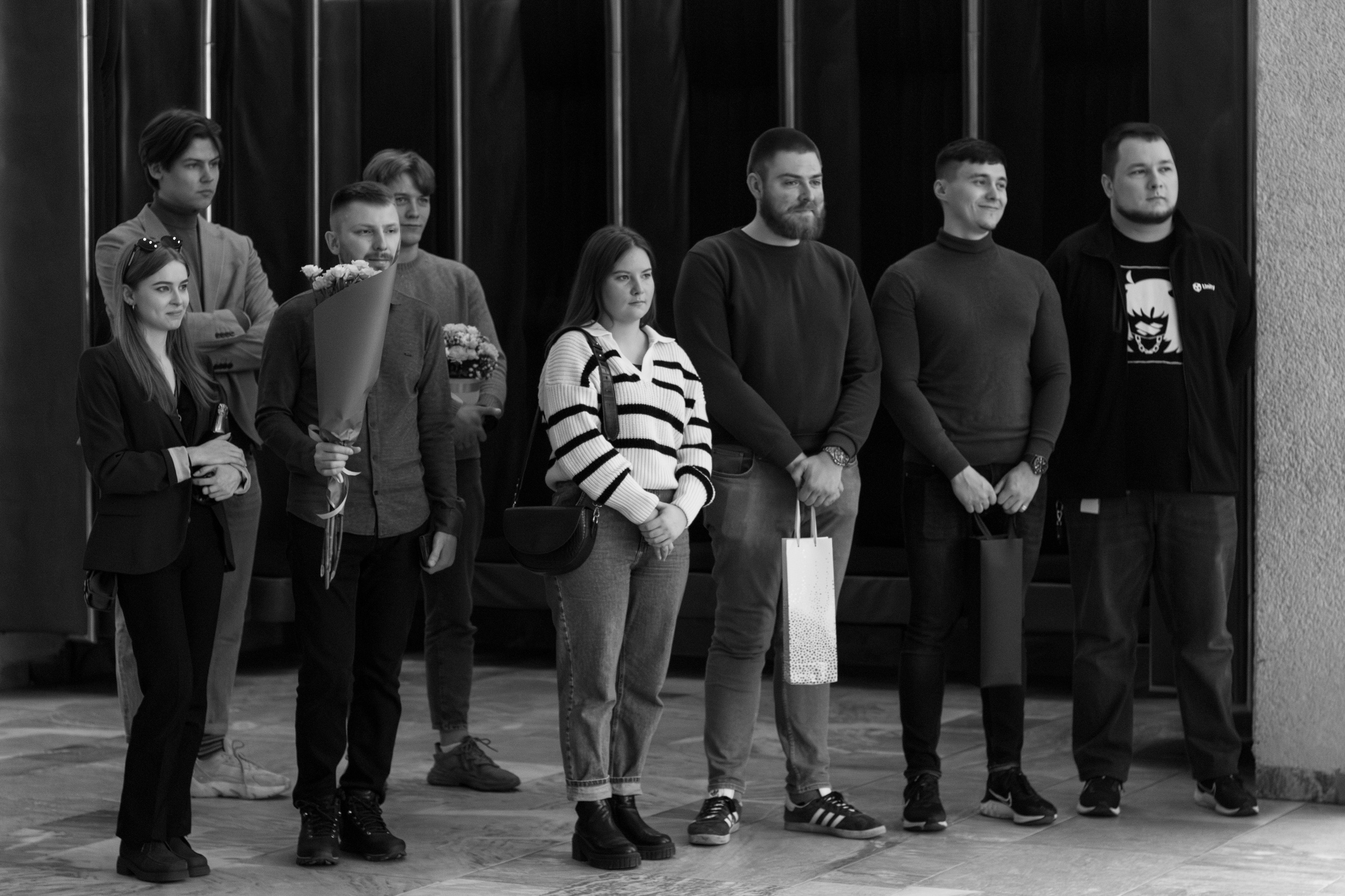 Fotosesija Vilniaus Santuokų Rūmuose. Framed by Evelina | Vestuvių fotografė