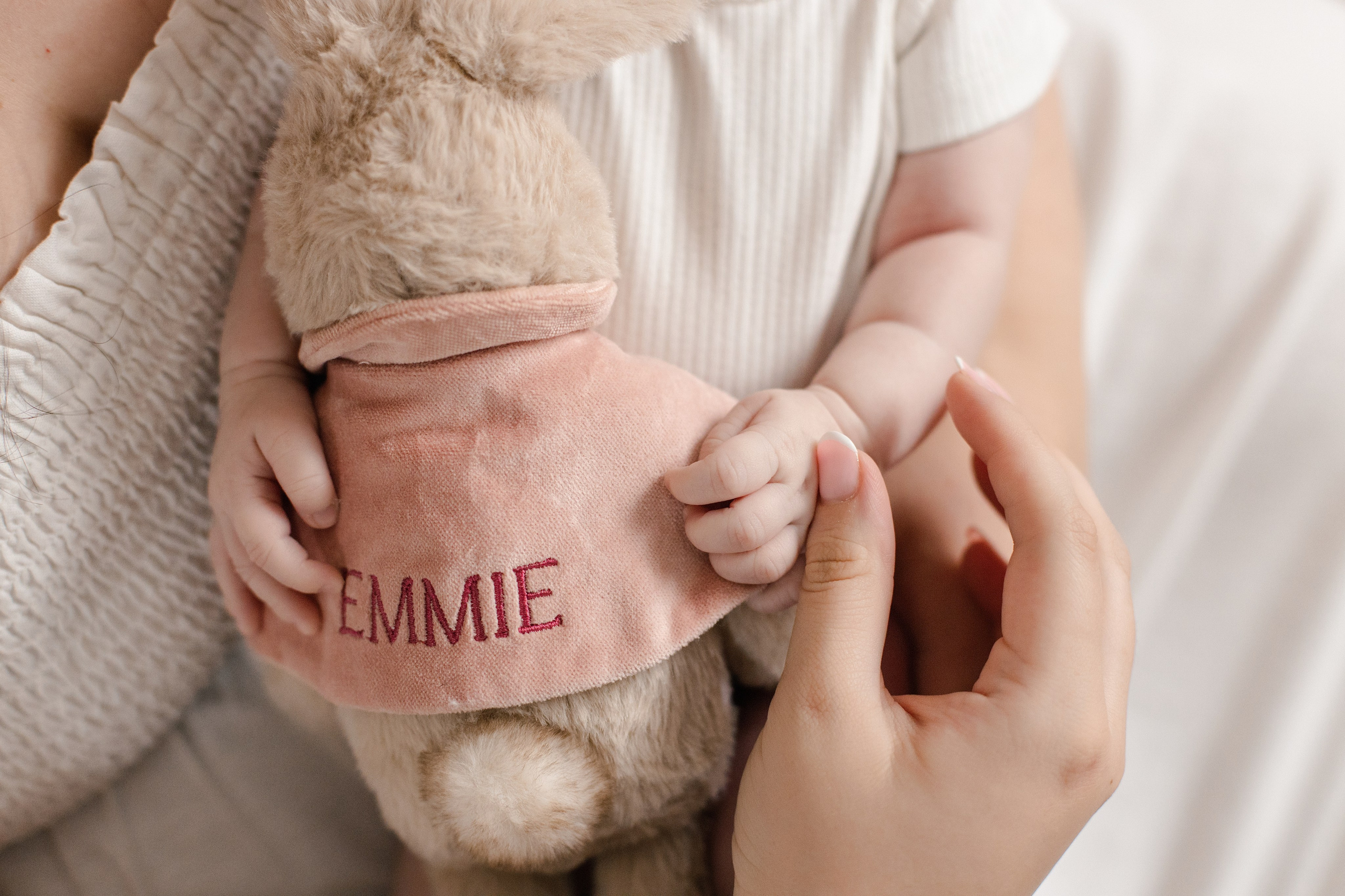 NEWBORN & MATERNITY. Anastasiia Tkachova — Photography & Branding