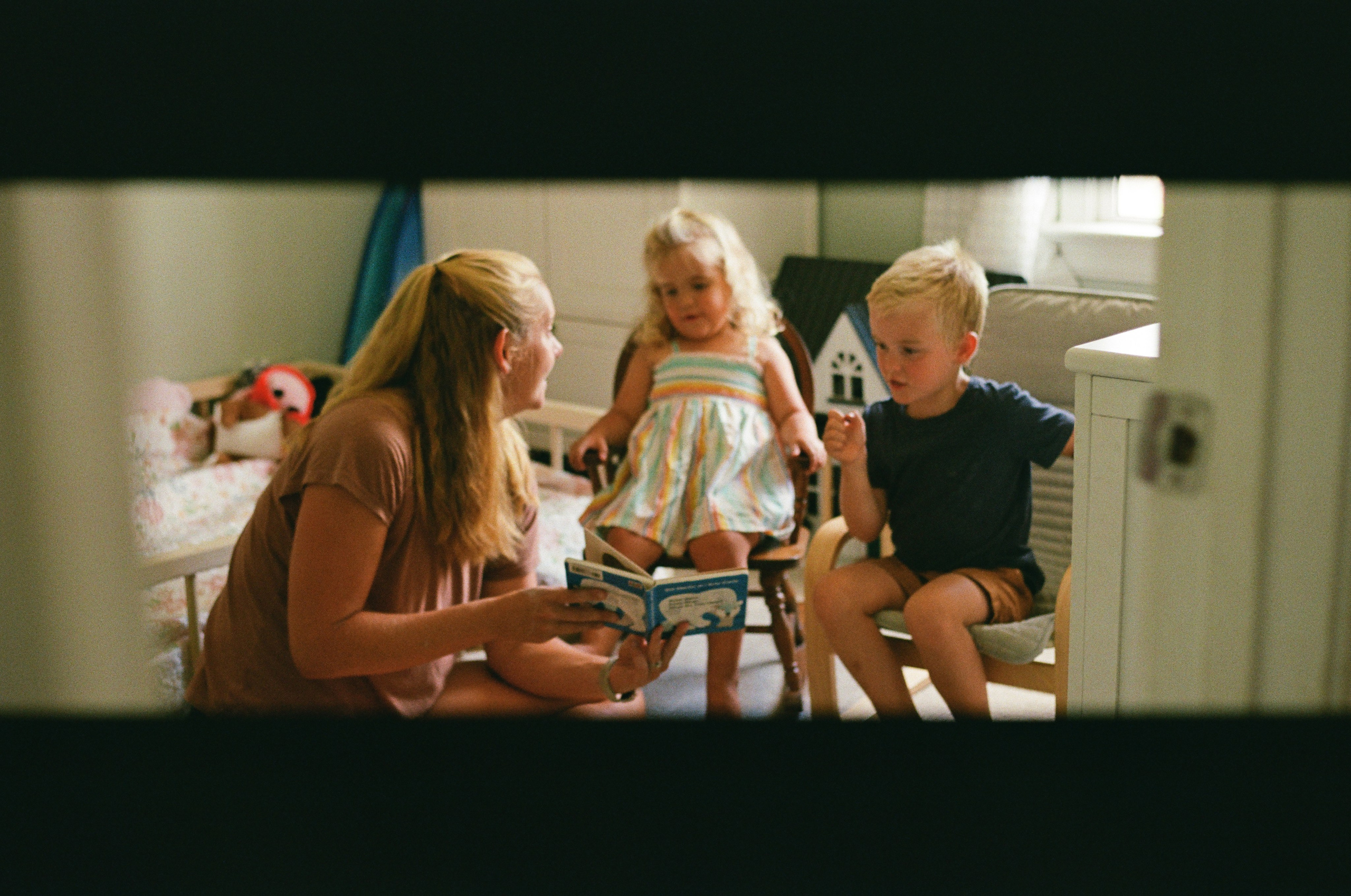 What Is a Family Day Photo Session and Why You Need One. Family Photographer Anna Dobrovolskaia | Richmond, VA