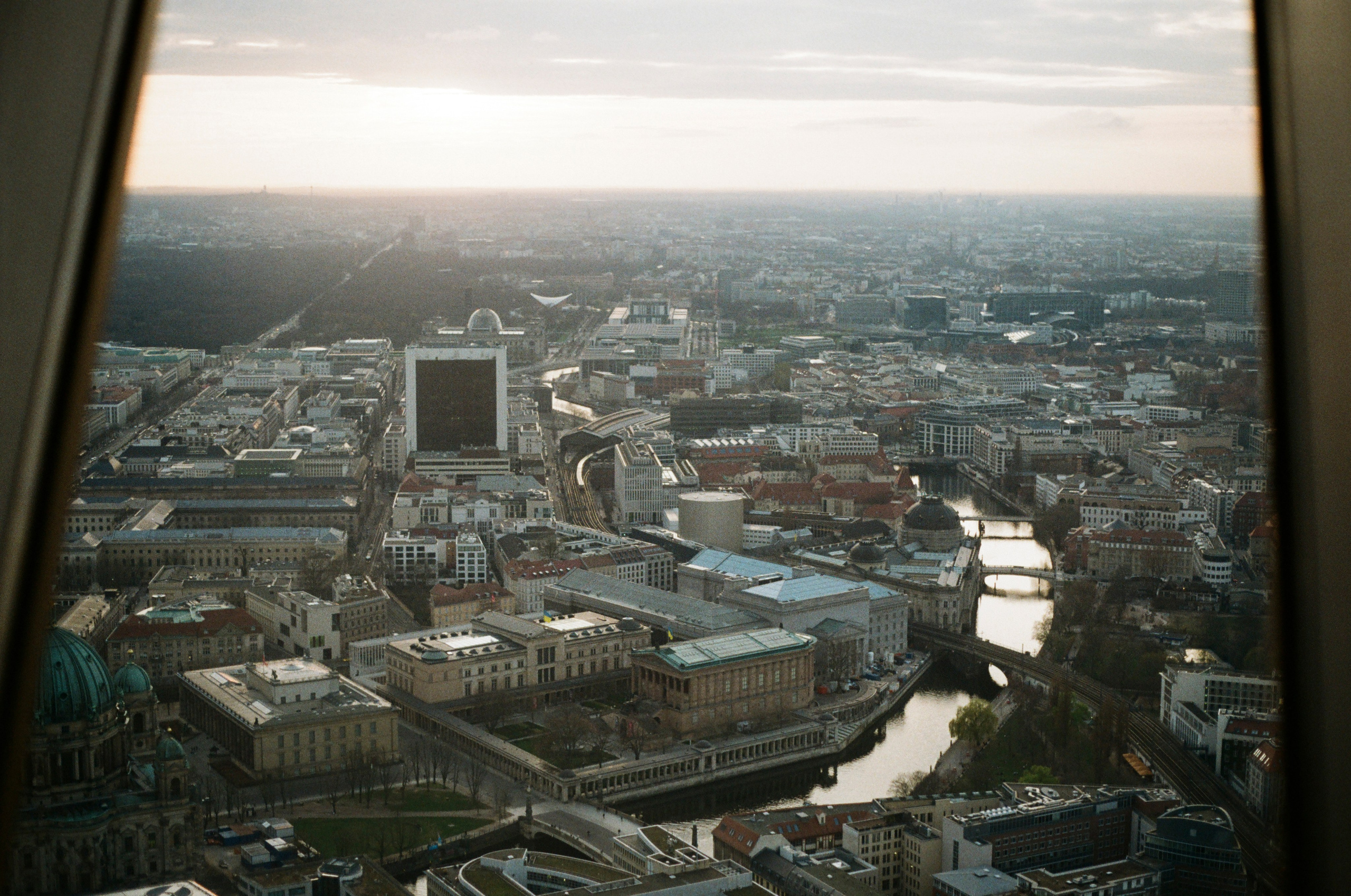 Natural Wedding Photography & Videography in Berlin — Authentic, Emotional Documentary Storytelling by wed-story. Wedding Stories — Professional Wedding Photography & Videography in Germany, Italy, Spain & all across Europe
