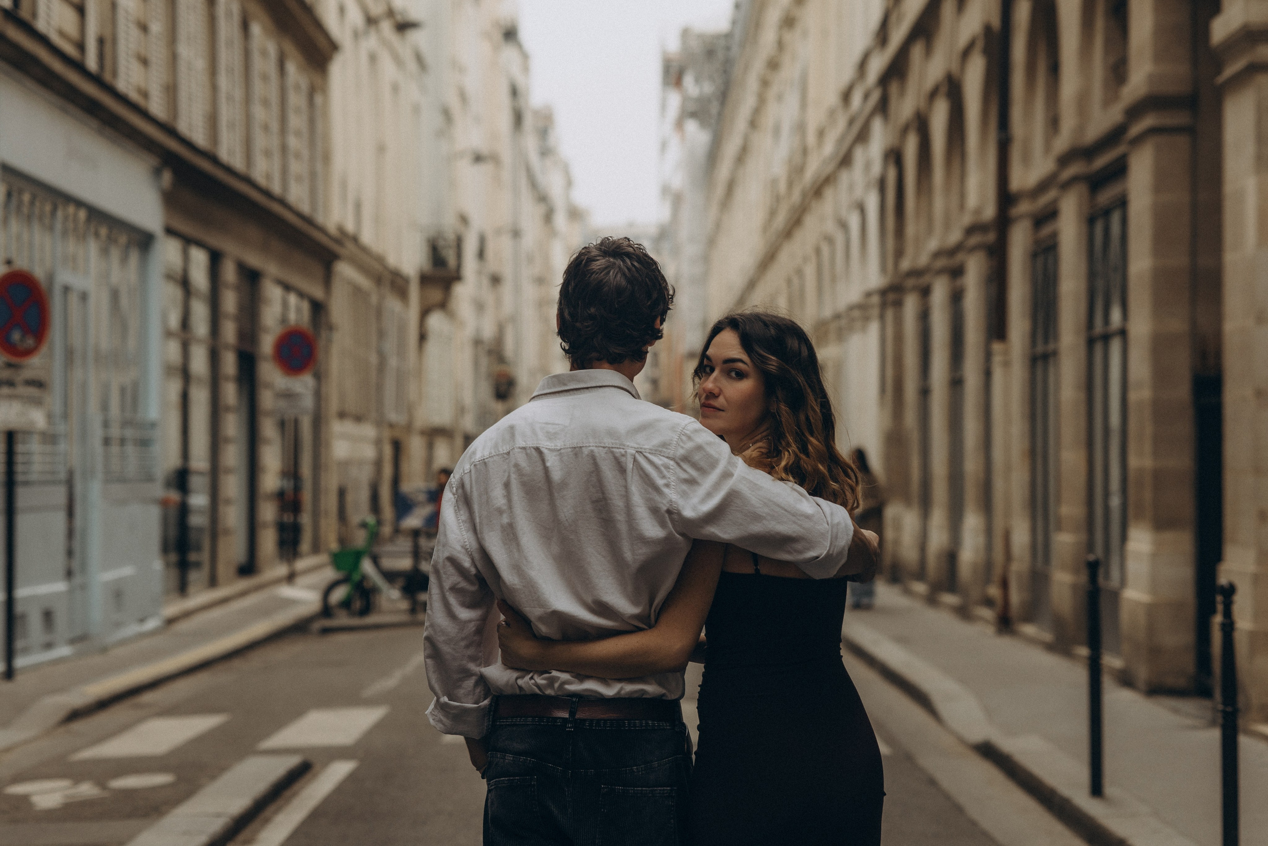 Education. Photographer in Paris