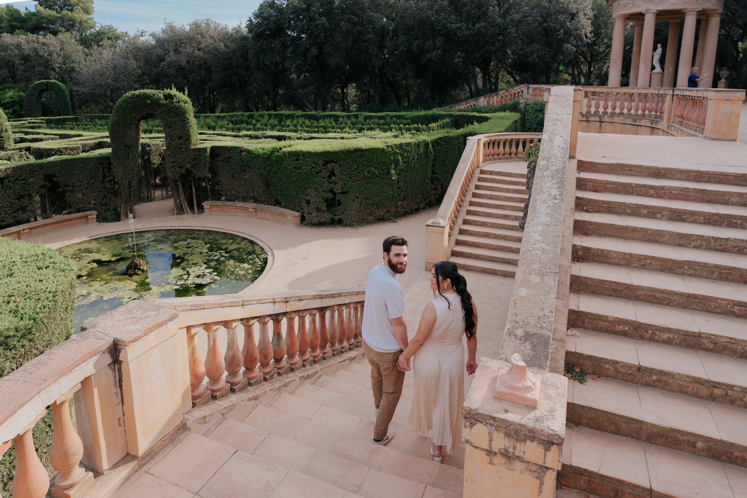 5 Romantic Date Ideas in Barcelona to Make Your Day Unforgettable. DiaFoto — Wow Photographer in Barcelona | Premium Barcelona Photoshoot Experience