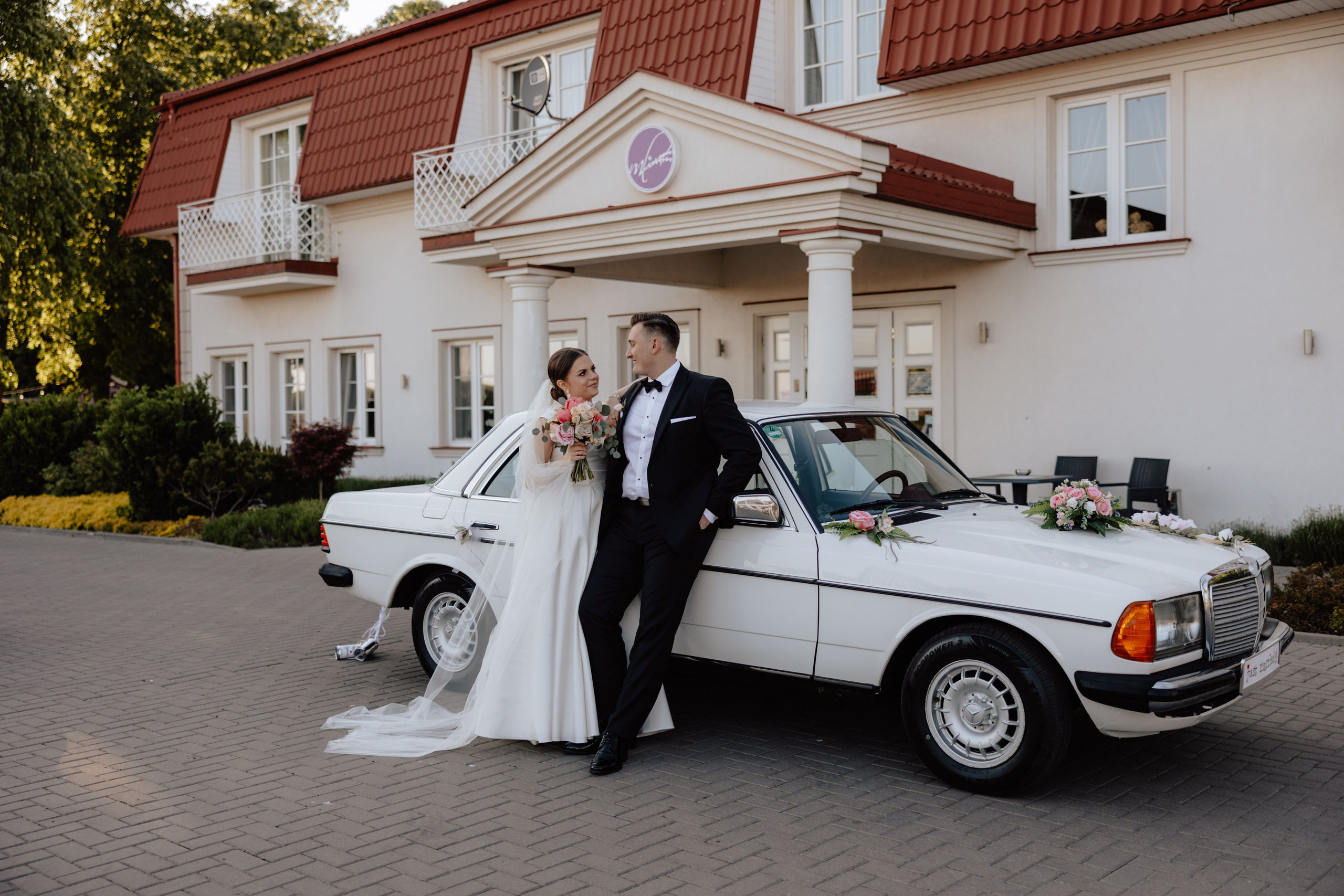 Elegancki ślub Pauliny i Daniela w Miód Lawenda 💜. Fotograf Siedlce