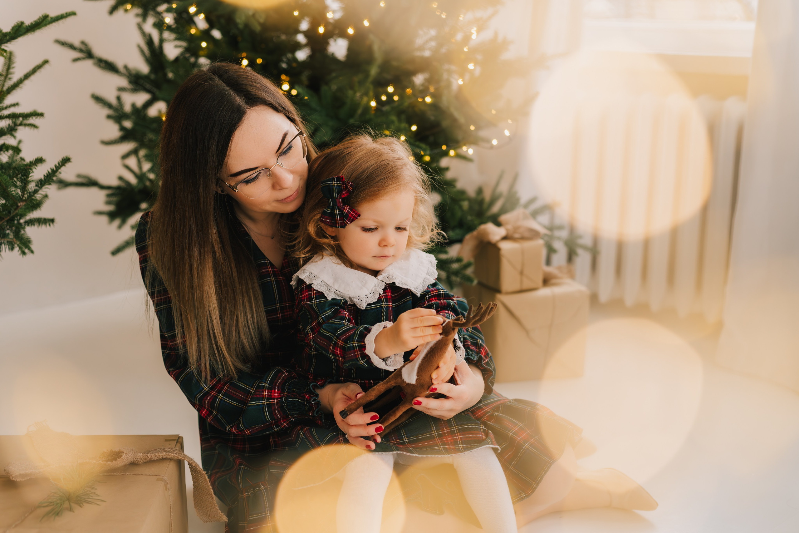 Minimalistyczne sesje świąteczne. Fotograf ślubny & lifestyle Gdańsk, Karolina Baczewska