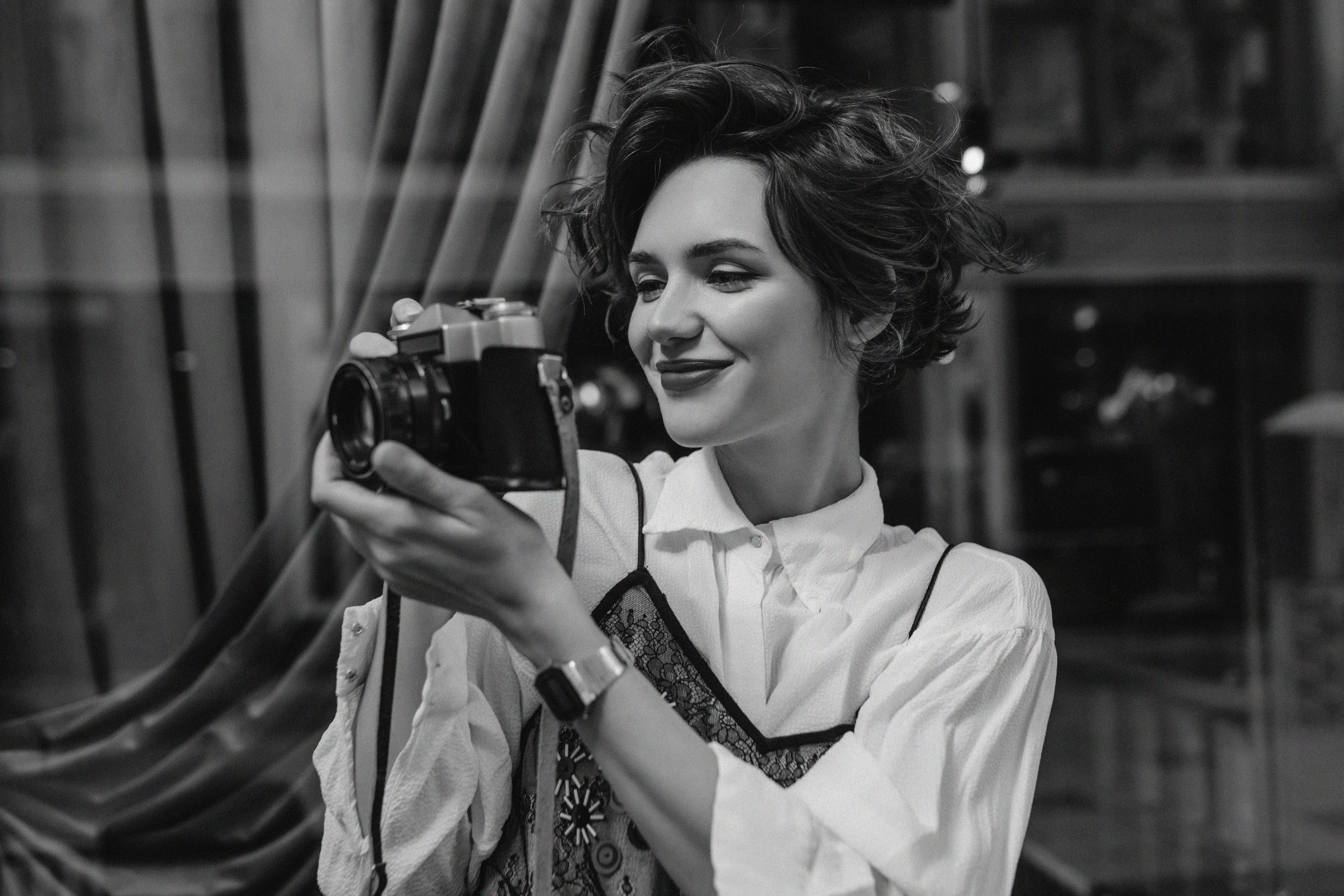 About Alice Bell — photographer in New York. Alice Bell — Wedding photographer in New York