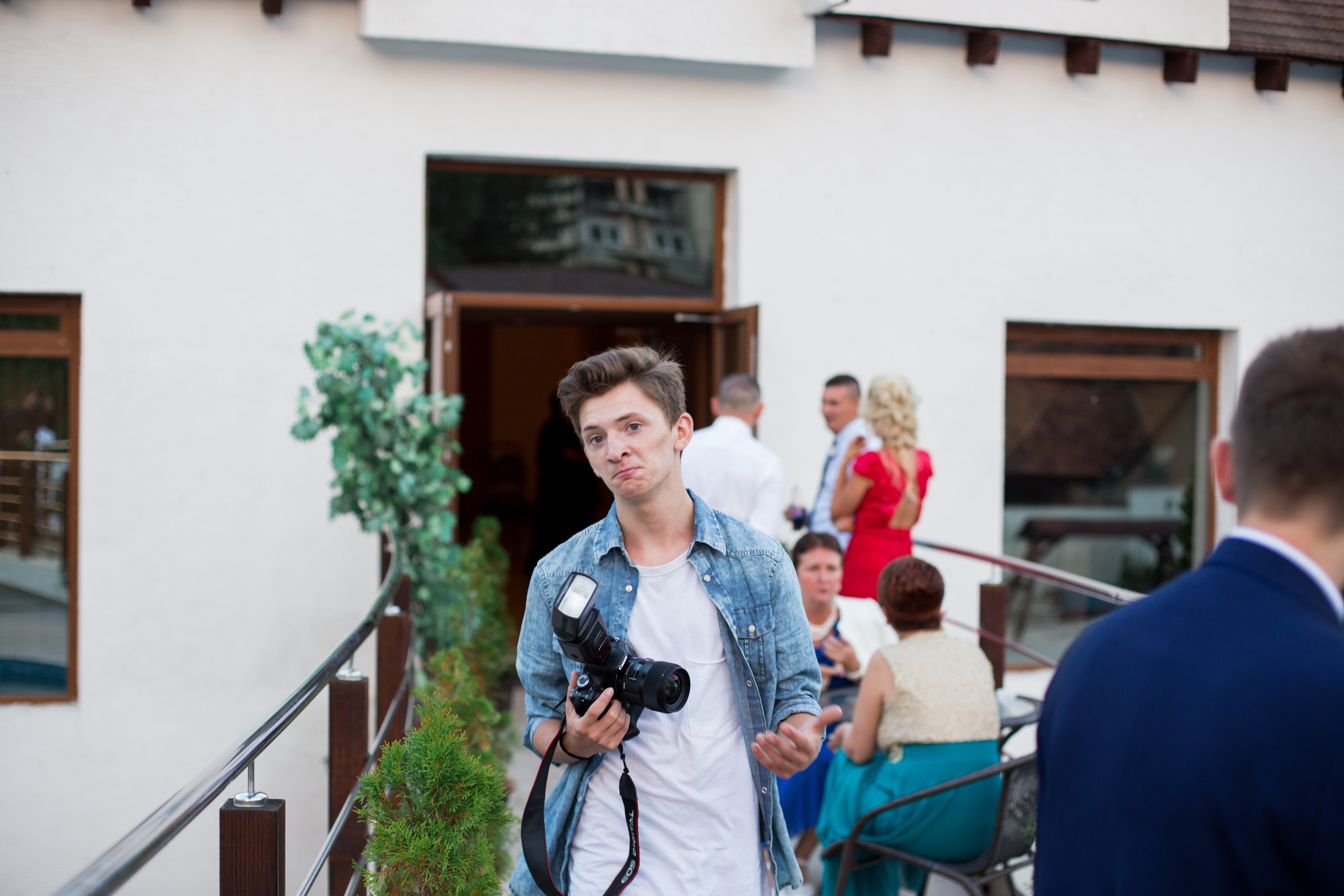 Contact. Foto / Video nunta Deva, Hunedoara