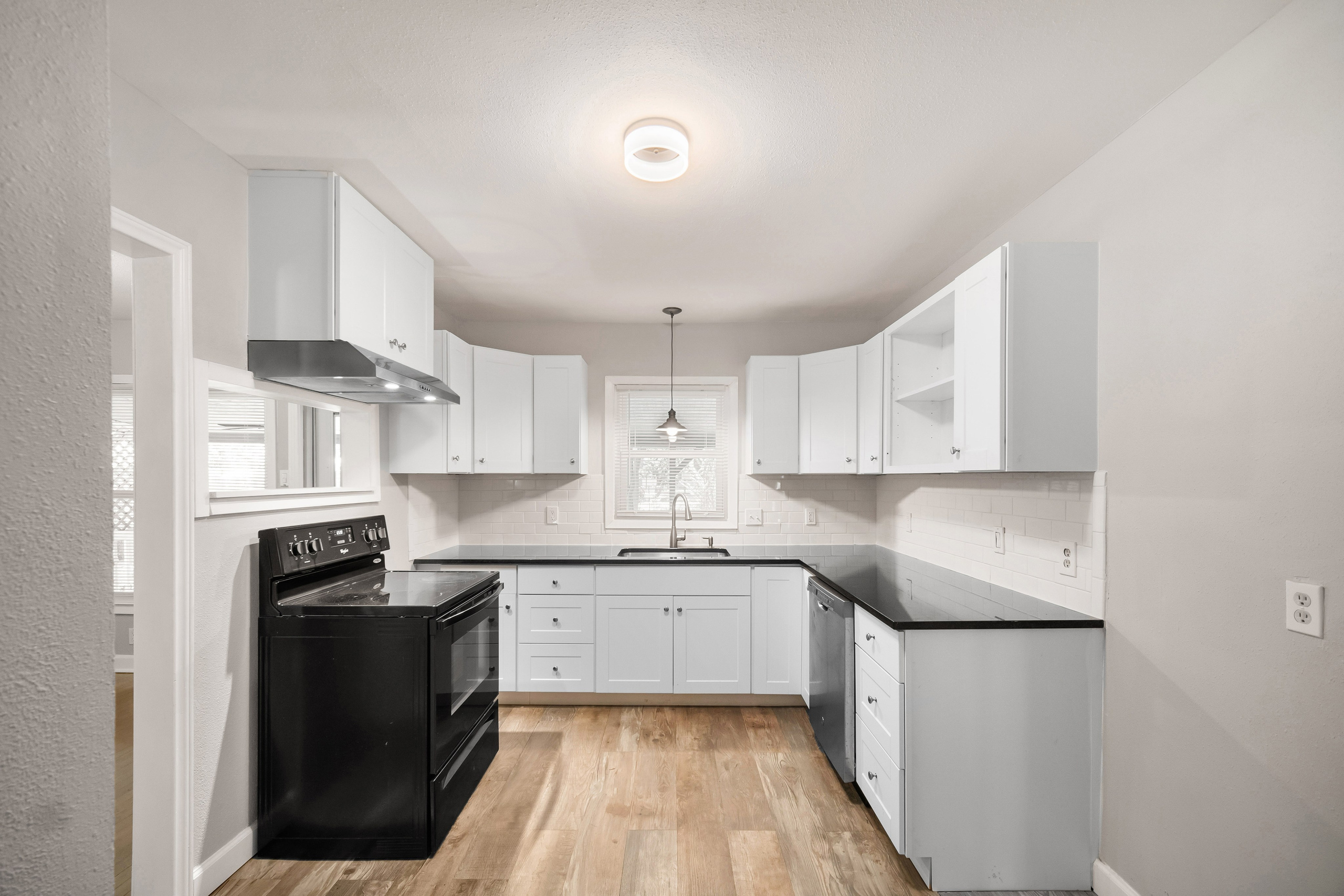 Fotografii Proprietati Imobiliare. MGA STUDIO ART — Fotograf evenimente