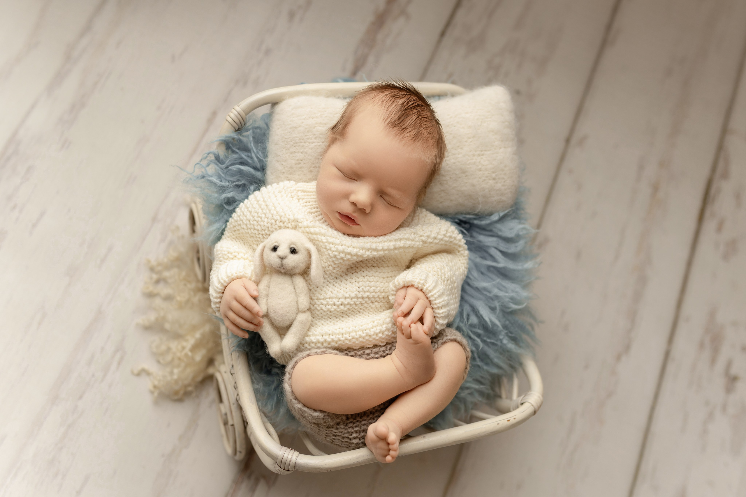 Esu Aleksandra naujagimių ir kudikių fotografė iš Vilniaus