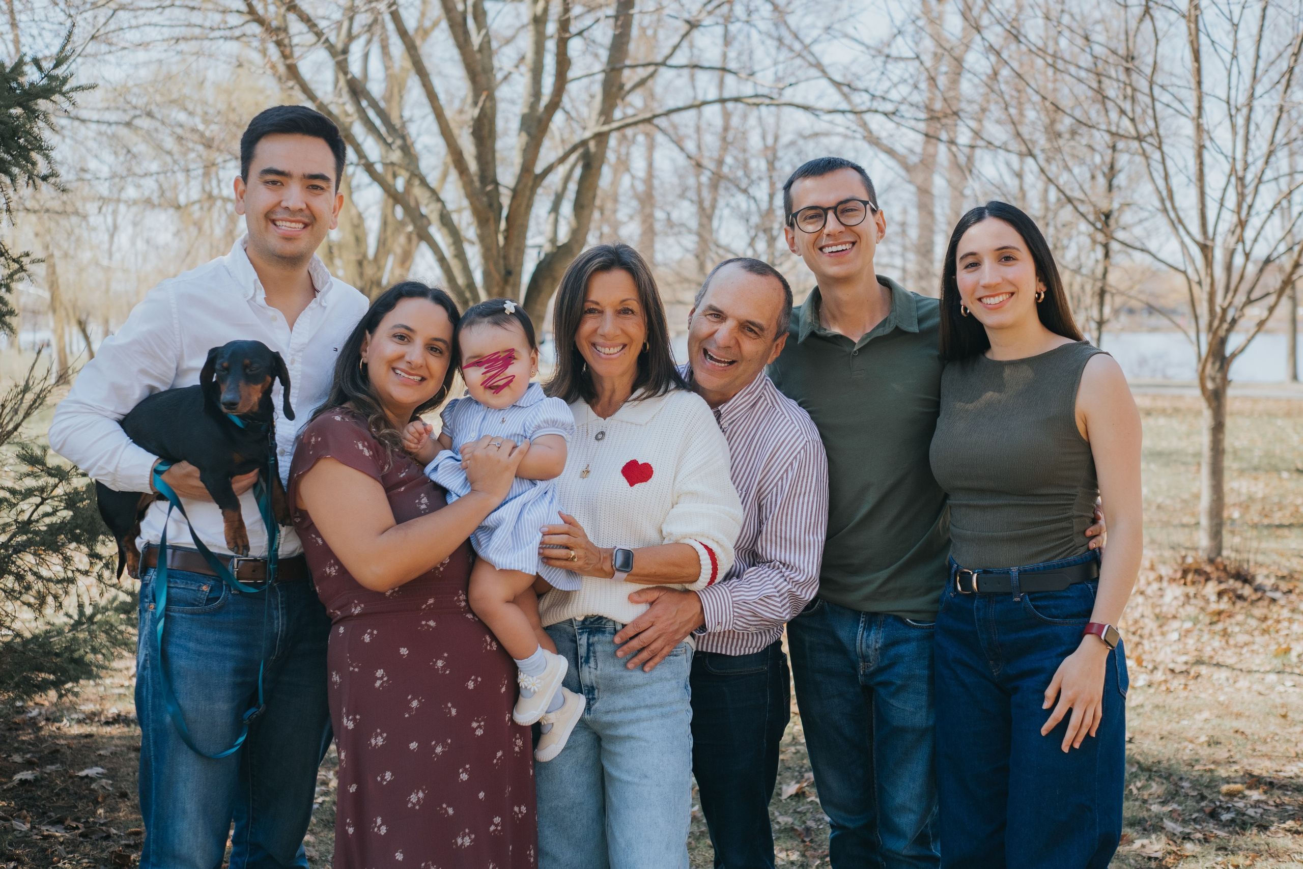Comment planifier une séance photo familiale multigénérationnelle: guide étape par étape pour les familles occupées. Mimosa Studios — Photographe Portrait à Montréal - Portrait Photographer in Montreal