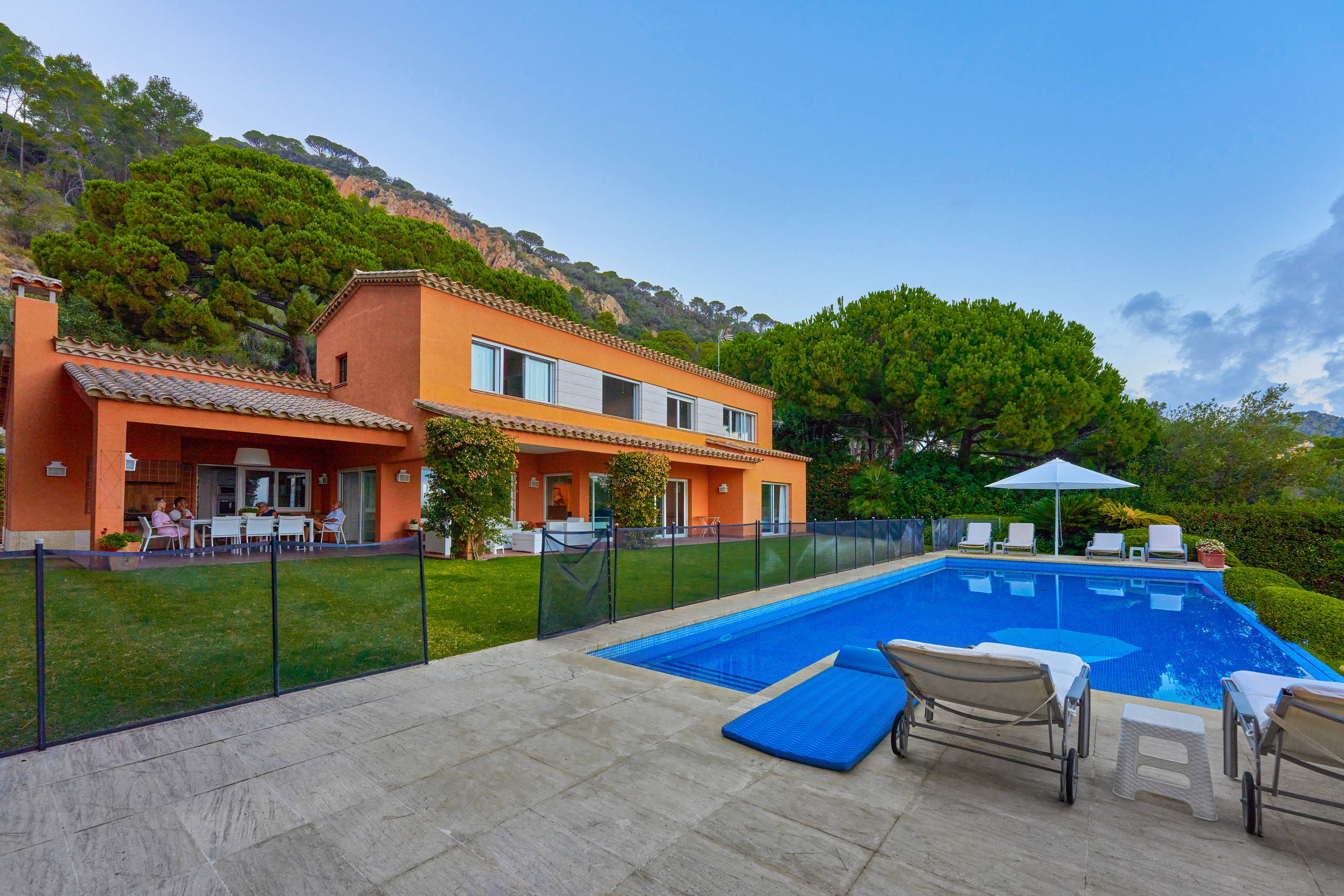 Inmobiliario. Fotógrafo en Barcelona | Sesiones en Estudio y Exteriores | Svyatoslav Usmyal