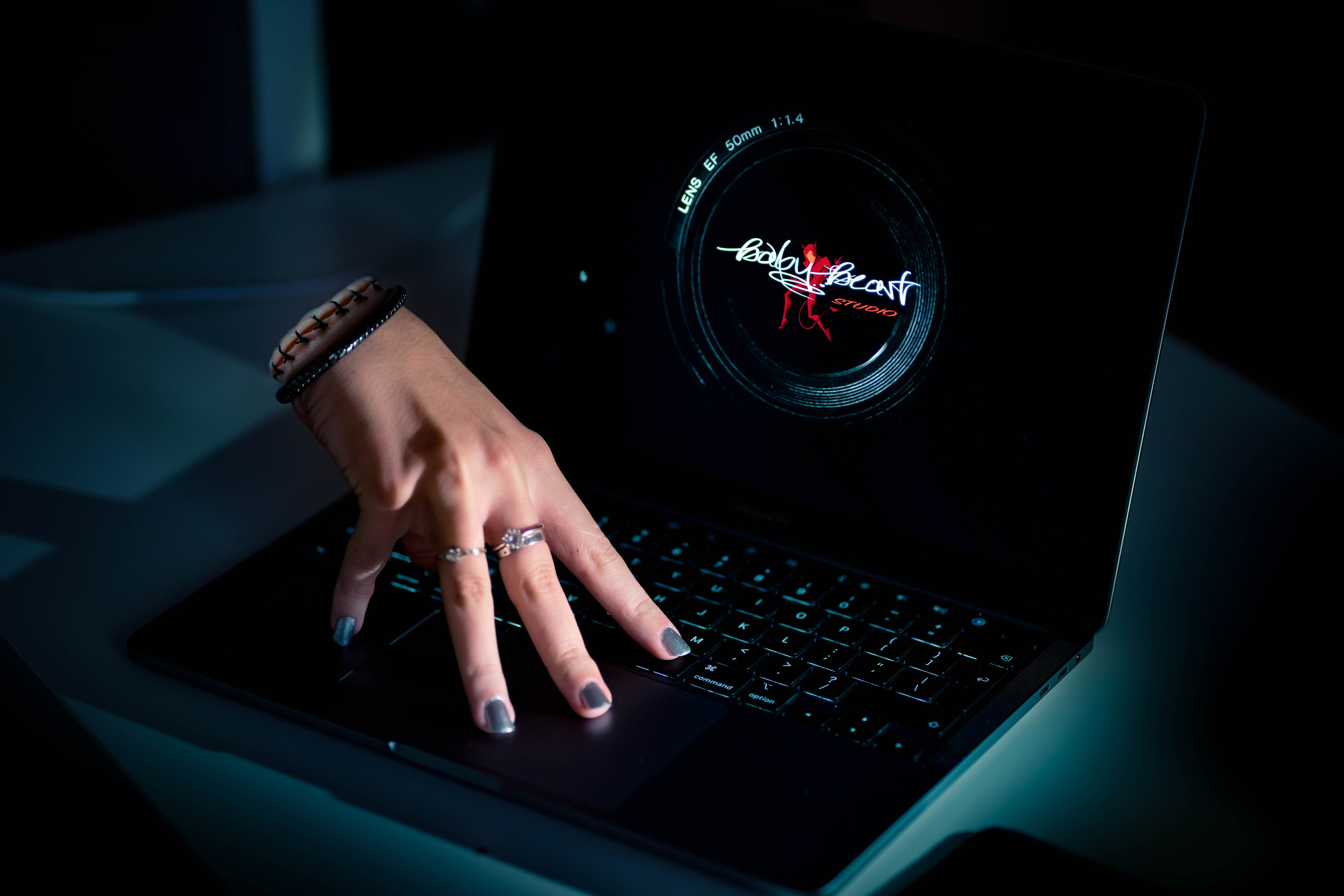 SERVICIOS. Baby Beast