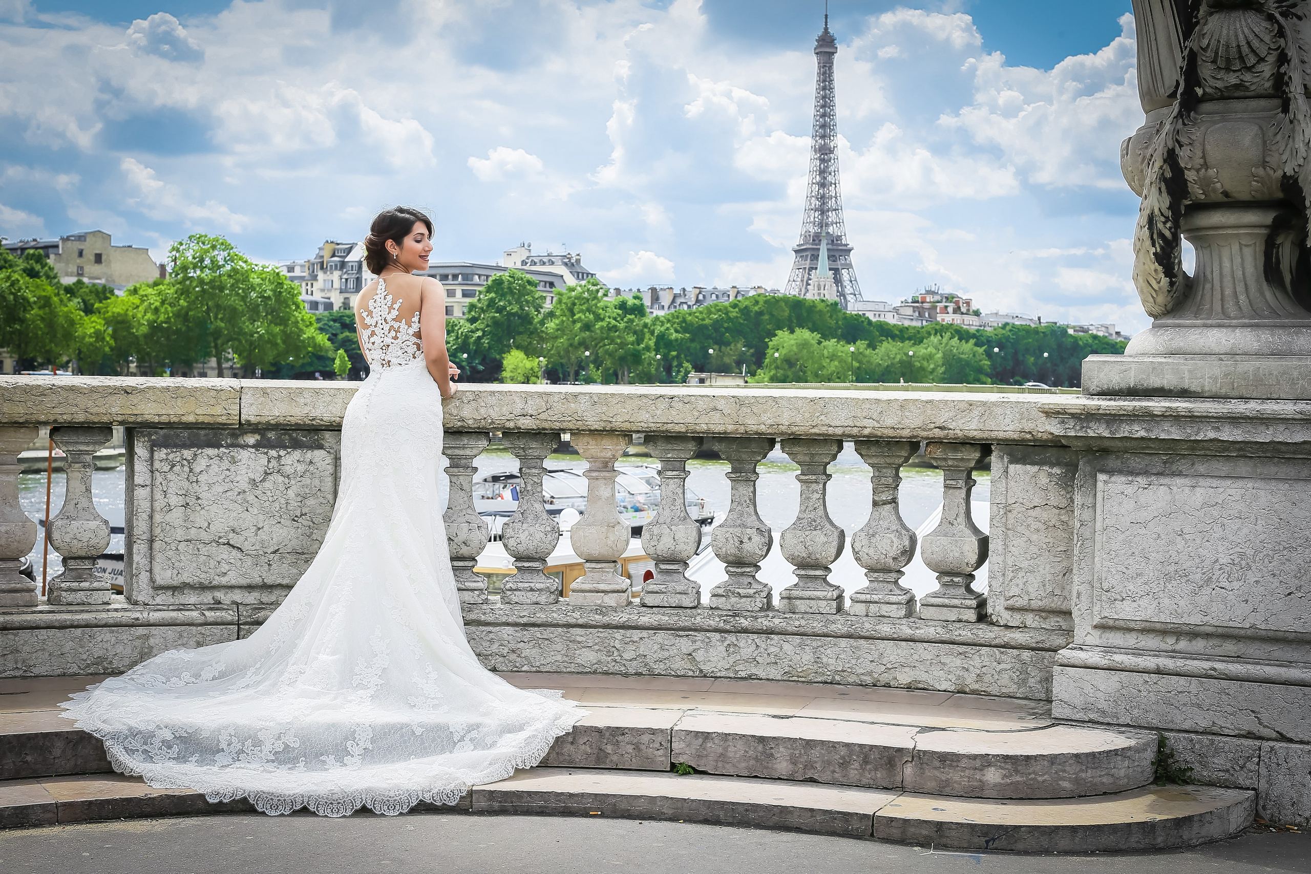Top 7 Breathtaking Paris Elopement Locations. Photographe à Paris