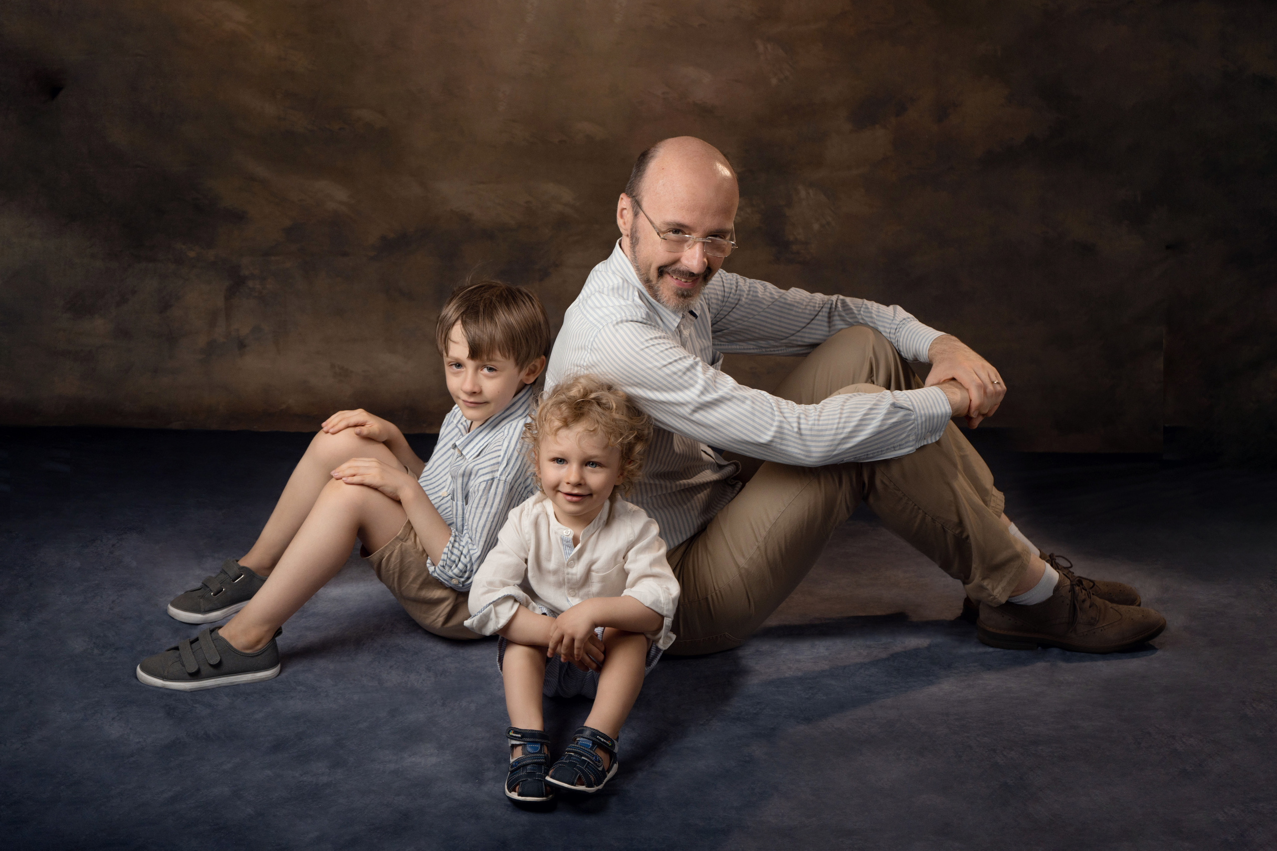 Fotografa di neonati di attesa di famiglia Gero Kateryna