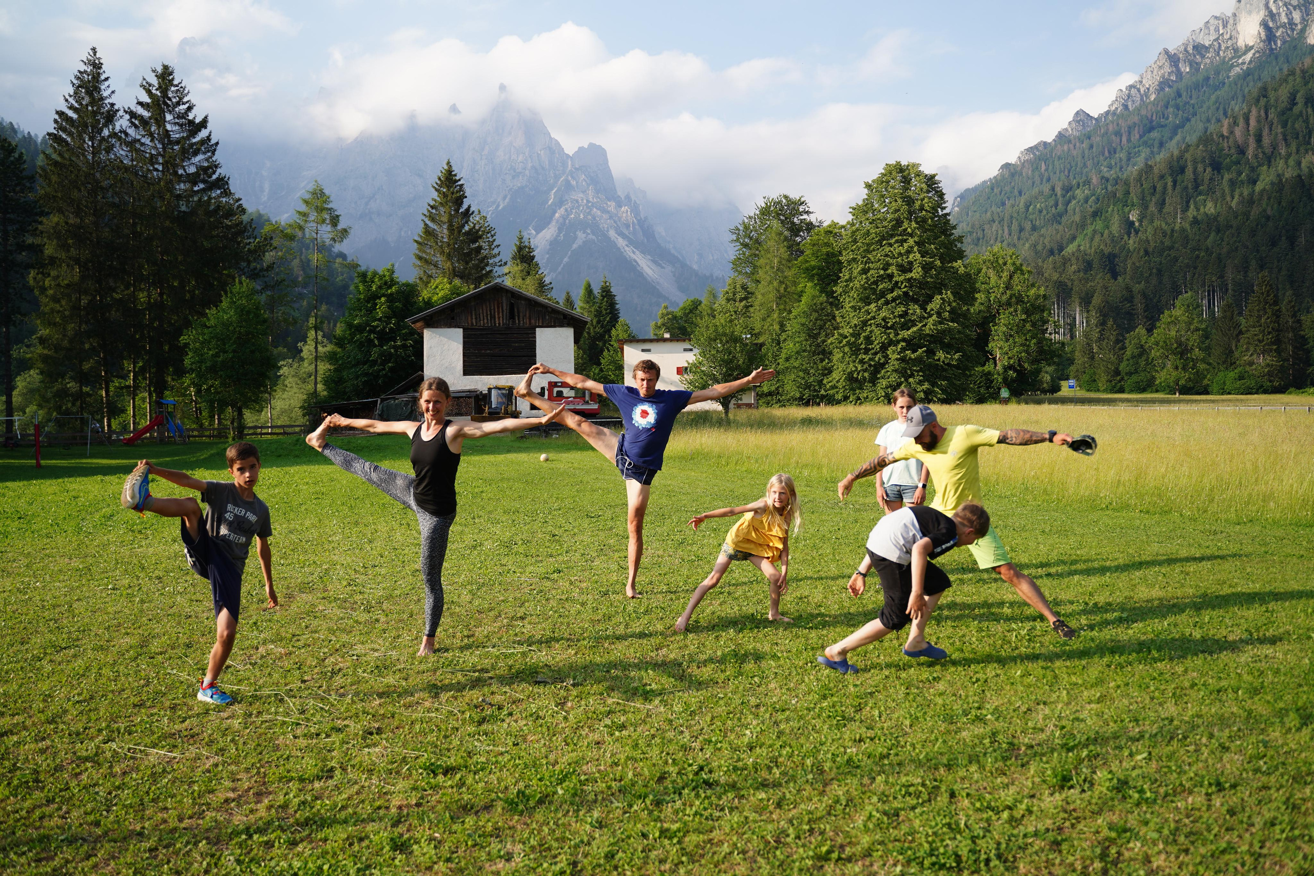 «Первобытные люди» в Доломитах, июль–август 2024 год. Семейные лагеря в Европе с Ниной Янечковой и Ириной Зиновьевой