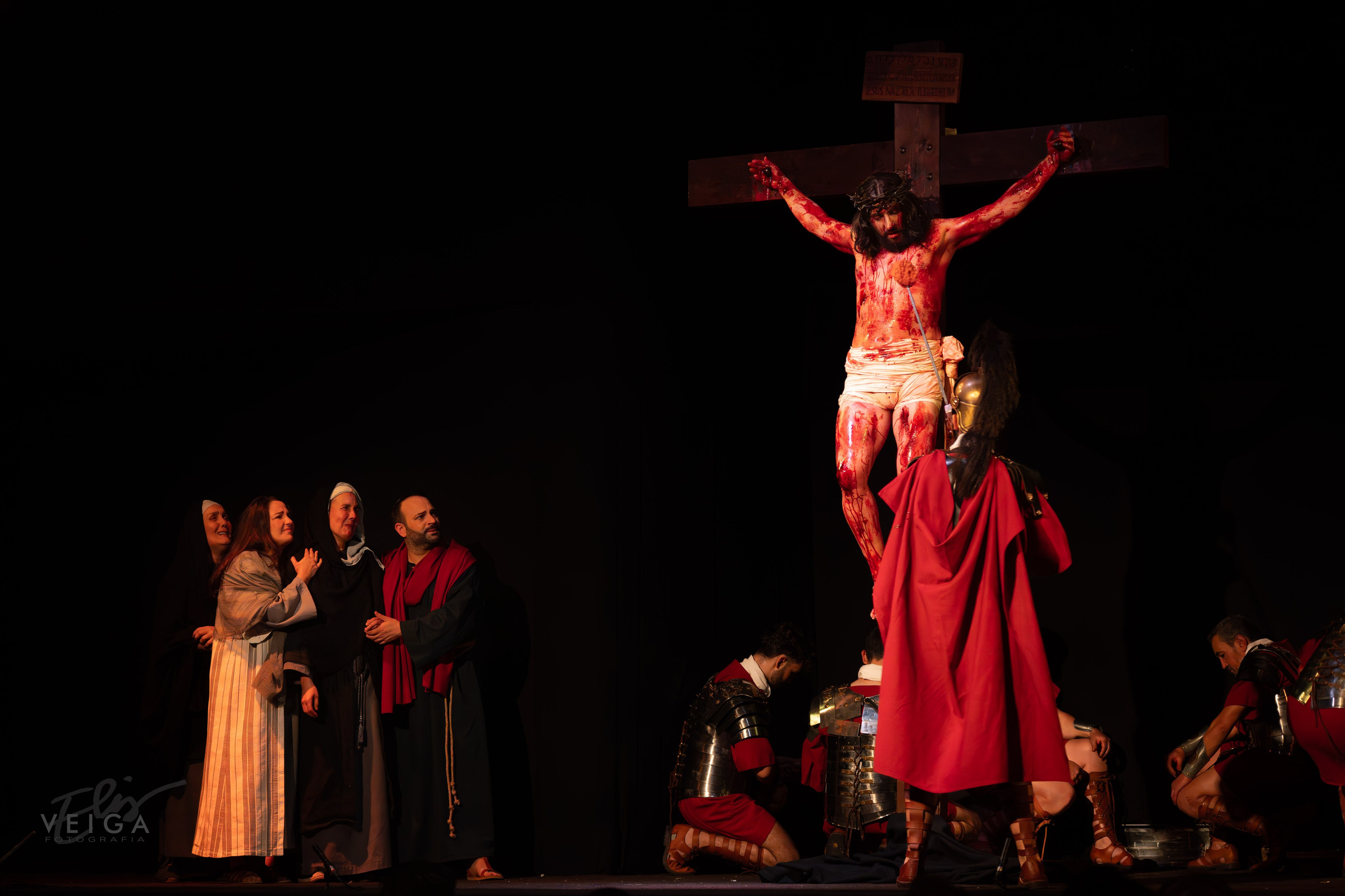 Mirar con el alma: ser fotógrafa en Pasión y Triunfo. Alcalá del Río, Sevilla, 2025. Elisveiga