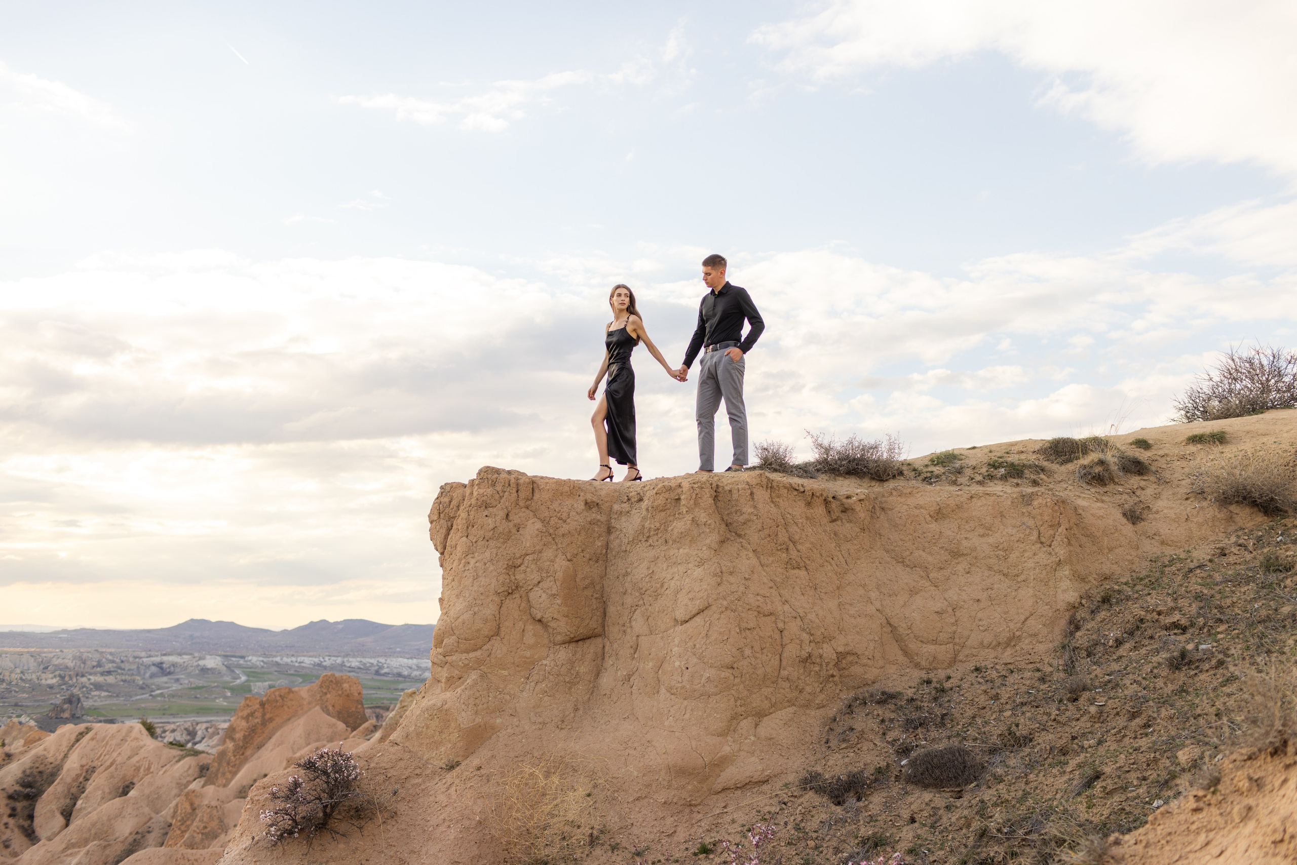 Каппадокия для влюбленных – Романтическое путешествие, которое вы не забудете. Ваш помощник в Каппадокии: Индивидуальные экскурсии, маршруты, полеты на воздушном шаре и другие активности