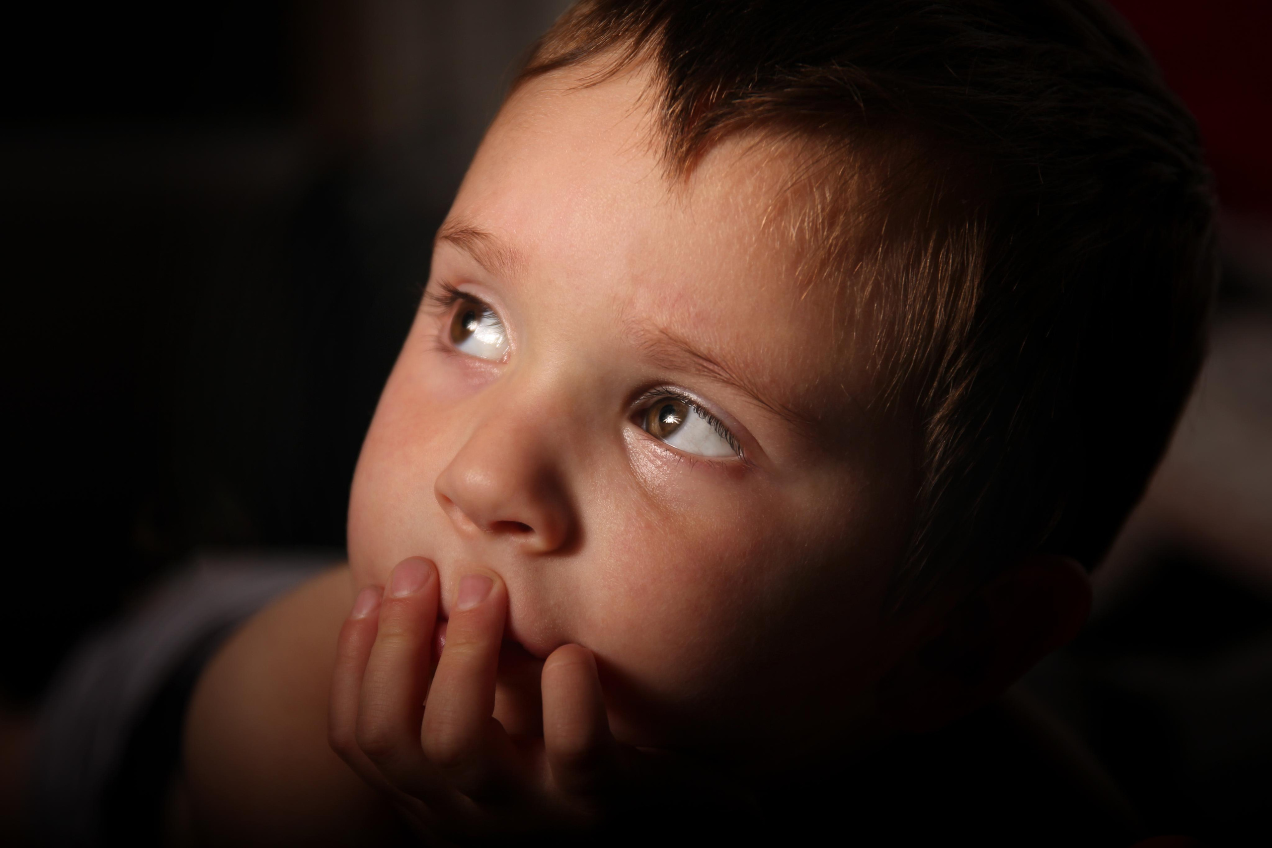 Fotoshooting. Neugeborenenfotografin und Retoucher in Augsburg Nastassia Schneider