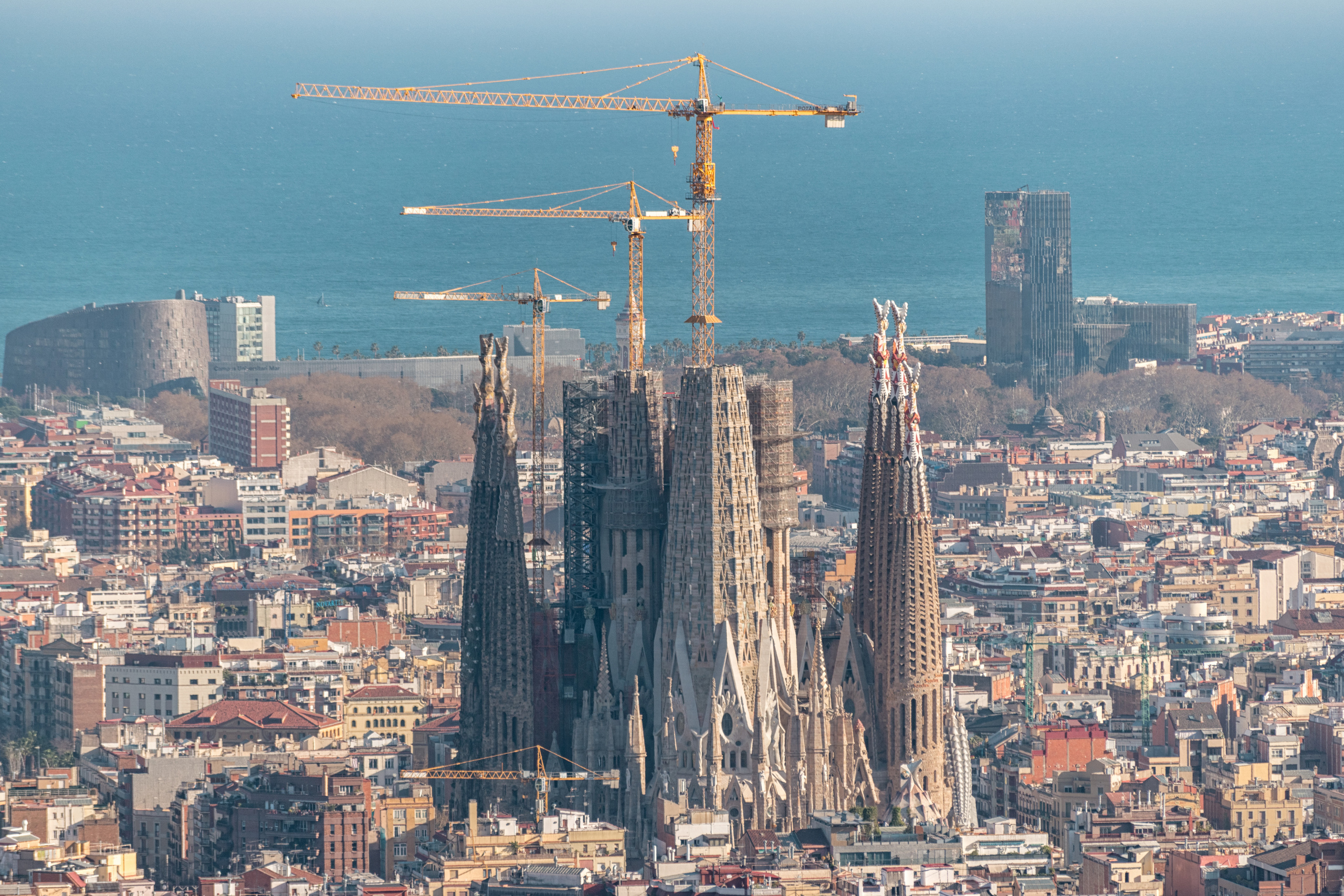 Путешествие в Барселону. Фотограф Крит | Портретный Фотограф | Evgenios Paopano