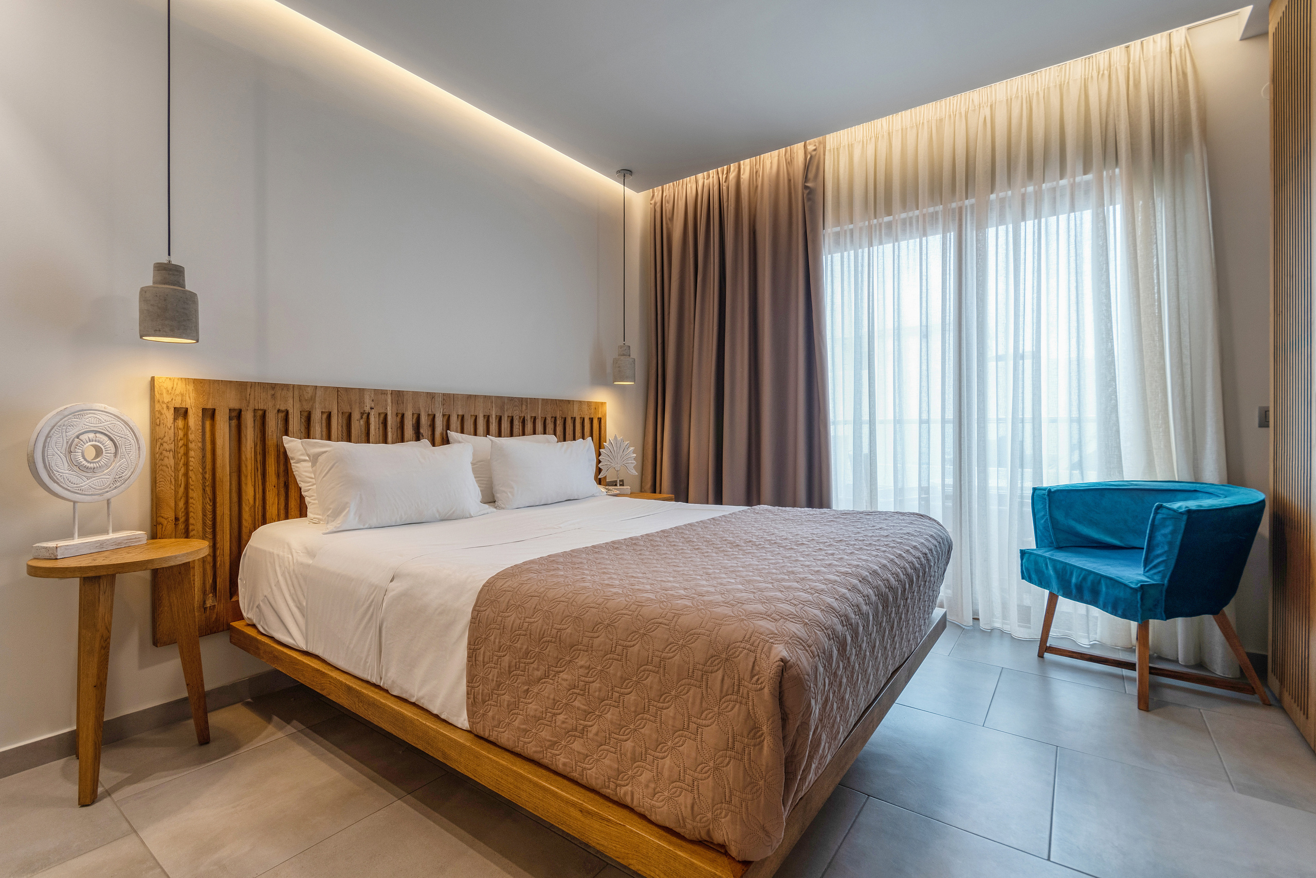 Professional photographing the interiors and architecture of a building for advertising.