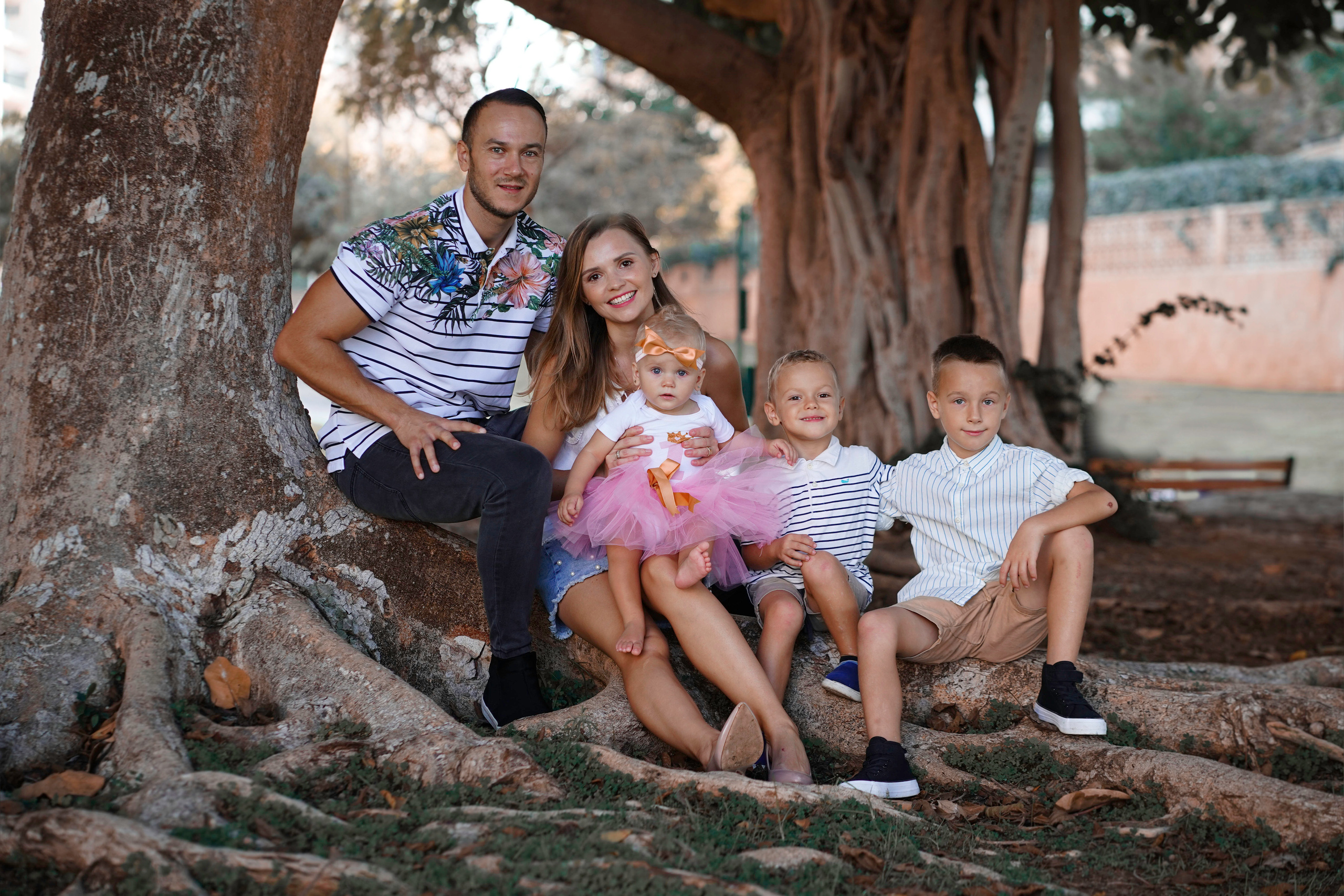 אלכסנדרה — צלמת מקצועית של משפחה, ילדים, אופנה וסרטוני תדמית