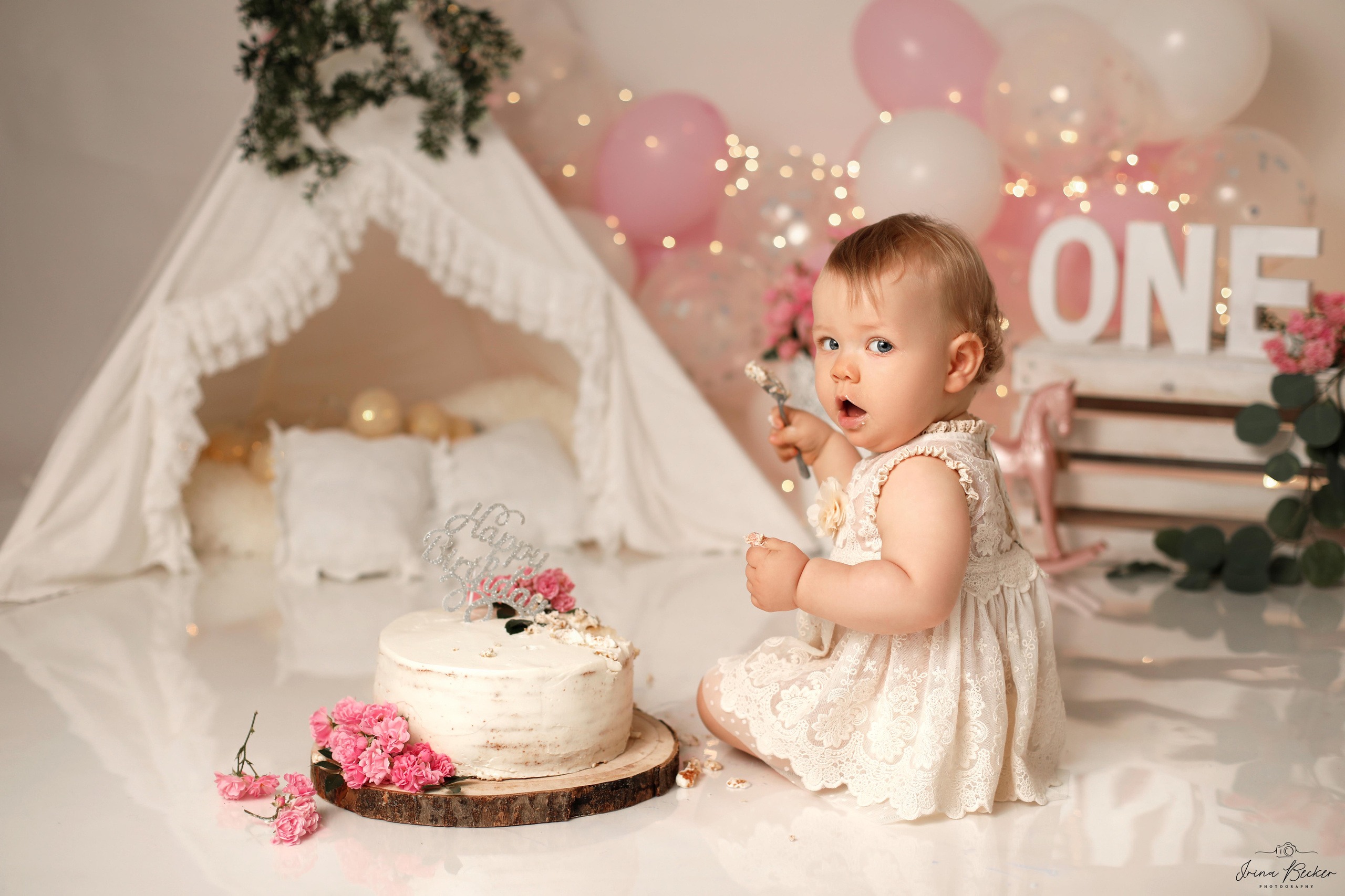 Babyfotograf Ulm; Babyfotograf Neu-Ulm; Babyfotograf Münsingen; Babyfotograf Metzingen; Babyfotograf Göppingen; Babyfotograf Tübingen; Babyfotograf Memmingen; Babyfotograf Reutlingen; Babyfotograf Stuttgart; Babyfotograf Günzburg; Babyfotograf Biberach an der Riss; Babyfotograf Alb-Donau-Kreis; Babyfotograf Bad Saulgau; Babyfotograf Bad Waldsee; Babyfotograf Ehingen; neugeborenenfotografie Ulm; neugeborenenfotografie Neu-Ulm; neugeborenenfotografie Stuttgart; neugeborenenfotografie Metzingen; neugeborenenfotografie Münsingen; neugeborenenfotografie Bad Saulgau; neugeborenenfotografie Bad Waldsee; neugeborenenfotografie Ehingen; neugeborenenfotografie Langenau; neugeborenenfotografie Ravensburg; neugeborenenfotografie Sigmaringen; Fograf Ulm; Fotograf Ehingen; Fotograf Bad Waldsee; Newborn Shooting Ulm; Babyshooting Ulm; Babyshooting Memmingen; Babyshooting Günzburg; Babyfotograf Laupheim; Babyfotograf Riedlingen; Babyfotograf Biberach an der Riß; pregnancy; Baby; Babyfotograf Biberach an der Riß; Babyfotograf Erbach; Babyfotograf Blaubeuren; Baby Photograph Ulm, cake-smash fotograf ulm, cake-smash stuttgart, cake-smash metzingen, erste geburtstag ulm, ein jahr alt 