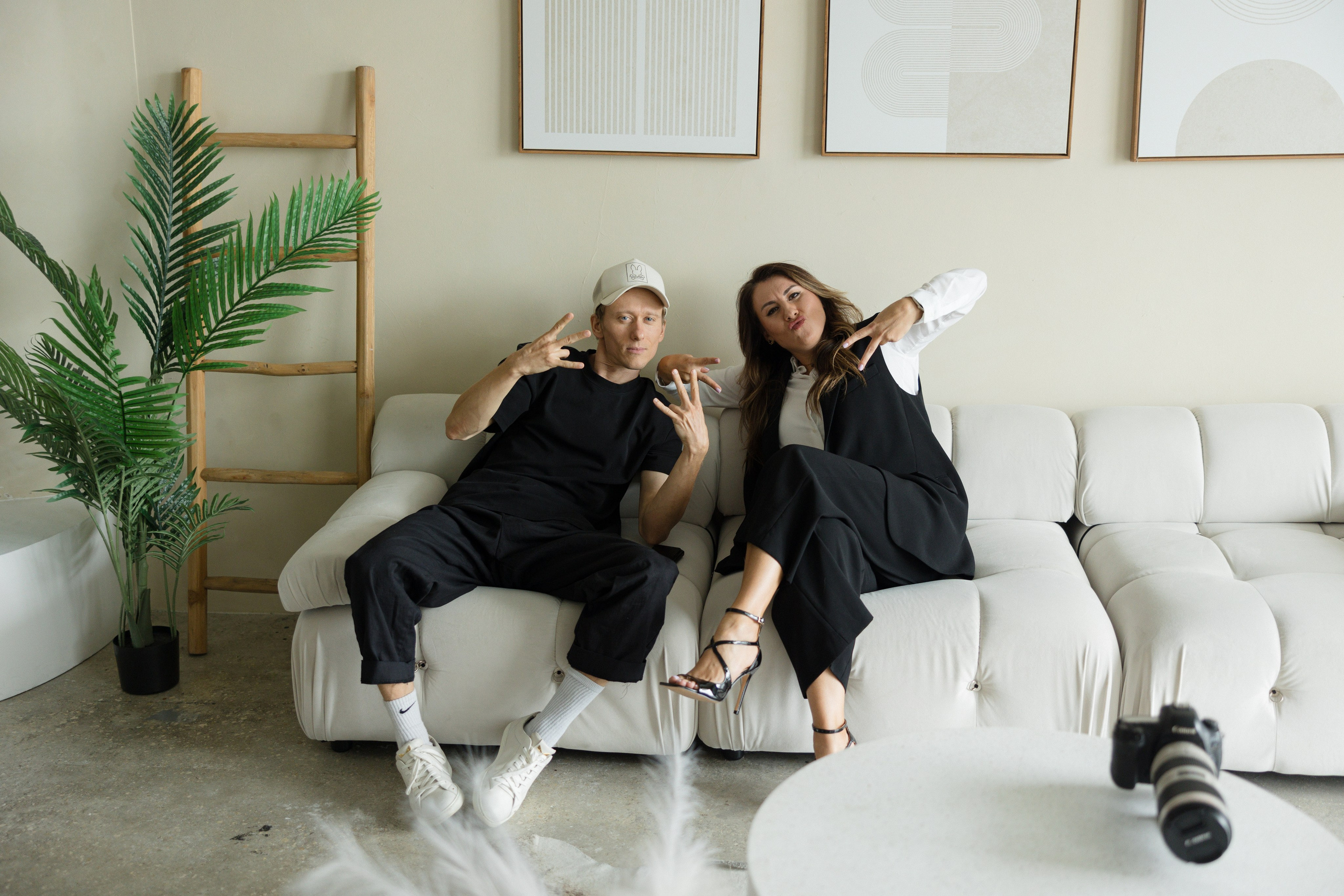 ABOUT US. YES I DO PRODUCTION — Wedding photography&videography