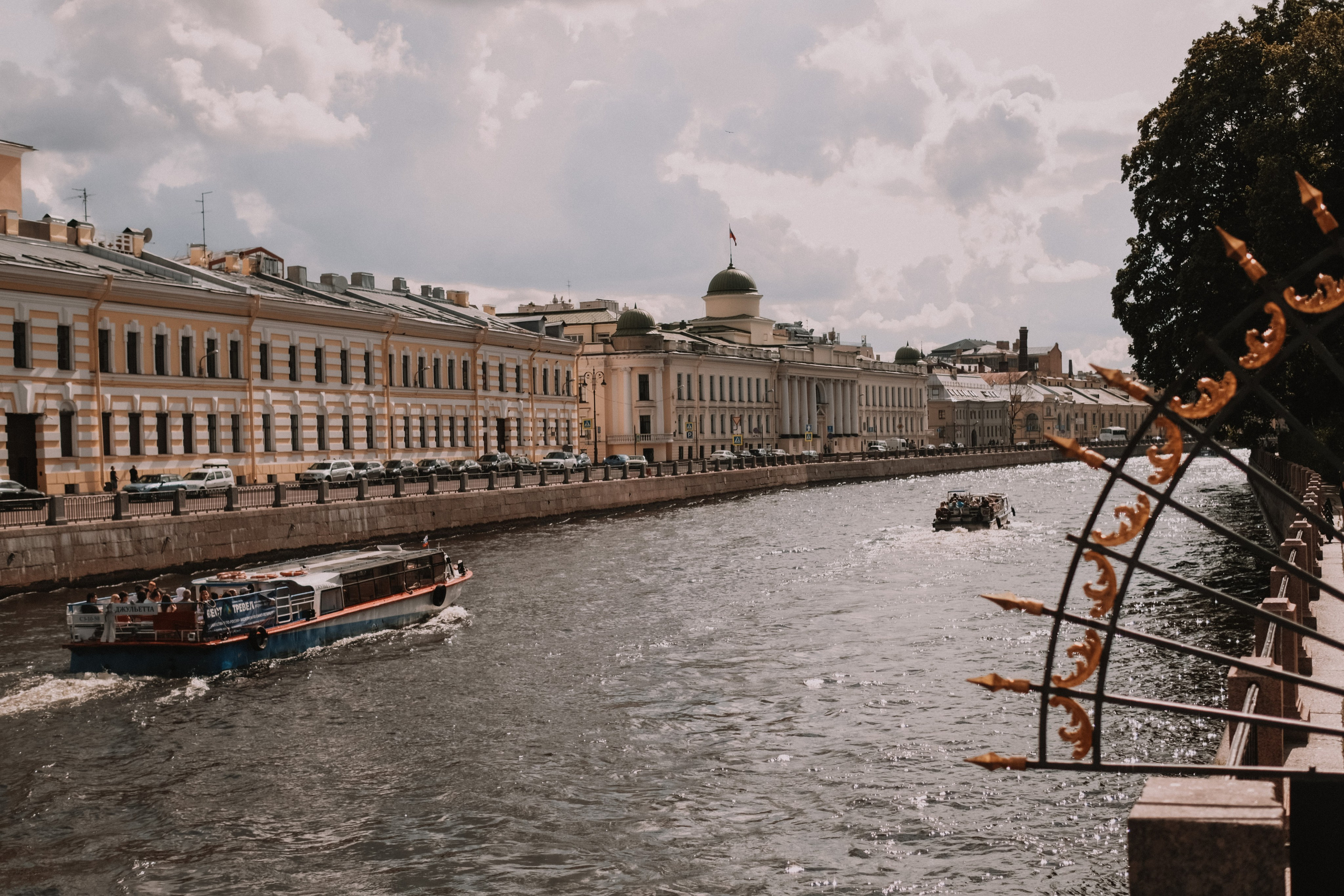 My story. Lens Captures Life